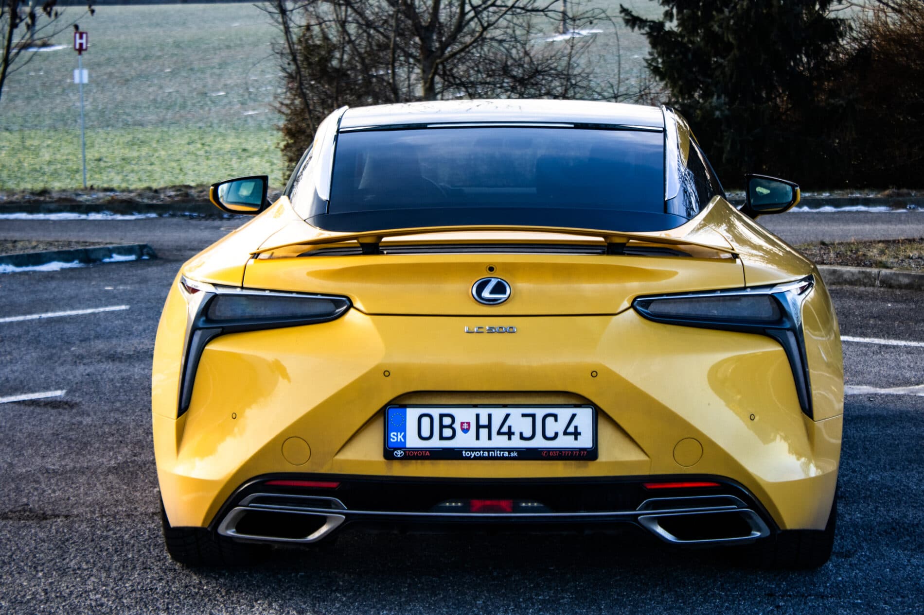 2023 Lexus LC 500, žltá kupé, 33 321 km