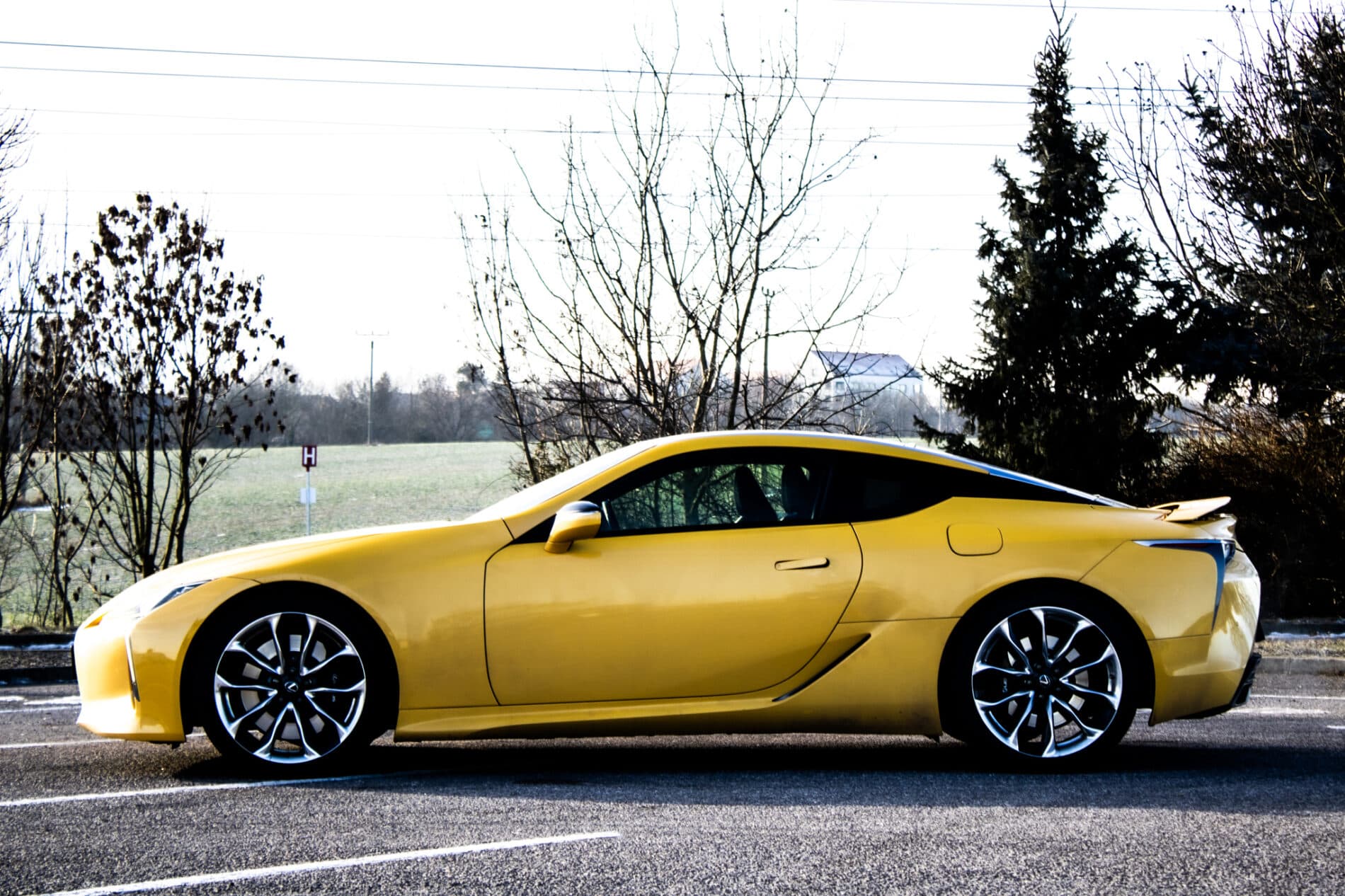 2023 Lexus LC 500, žltá kupé, 33 321 km