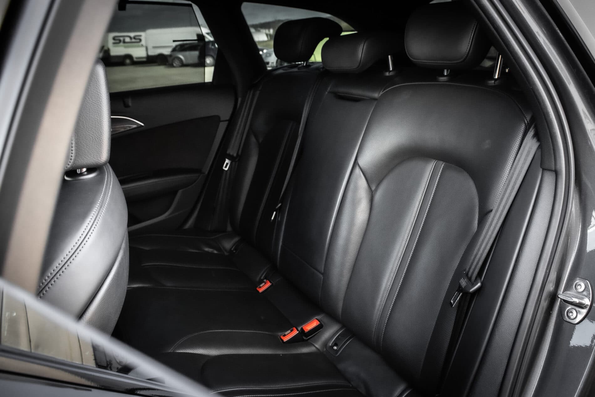 2016 AUDI RS6 Perf., sivá kombi, 162 430 km