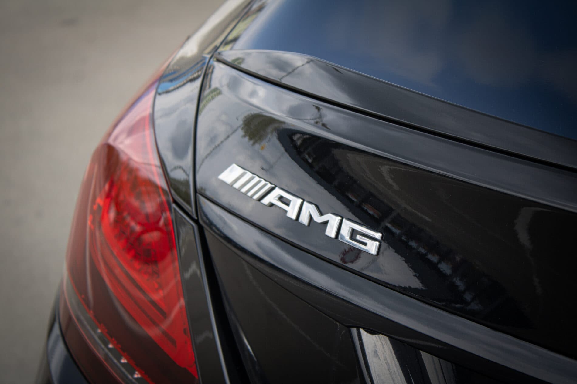2019 Mercedes-Benz C 43 AMG, čierna sedan, 122 074 km