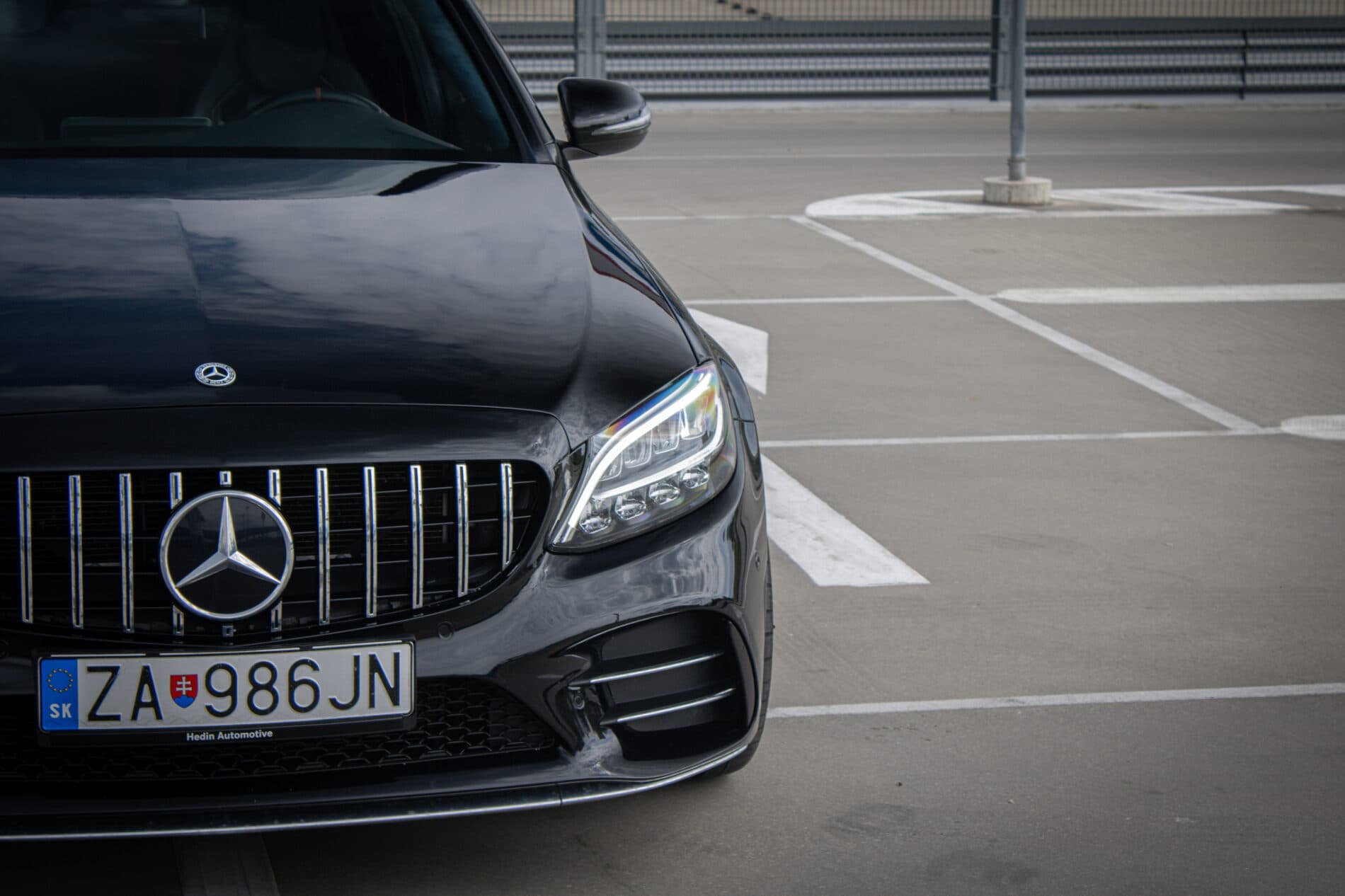 2019 Mercedes-Benz C 43 AMG, čierna sedan, 122 074 km