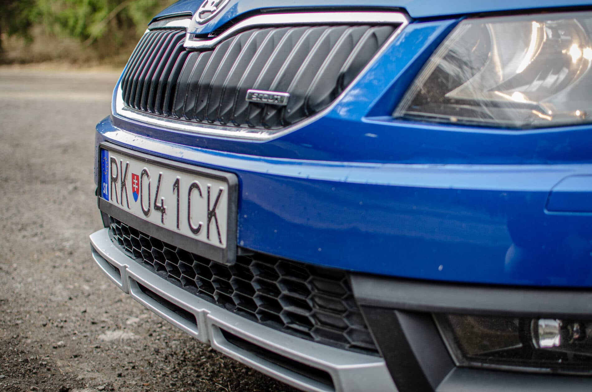 2015 Skoda Octavia RS, modrá kombi, 284 138 km