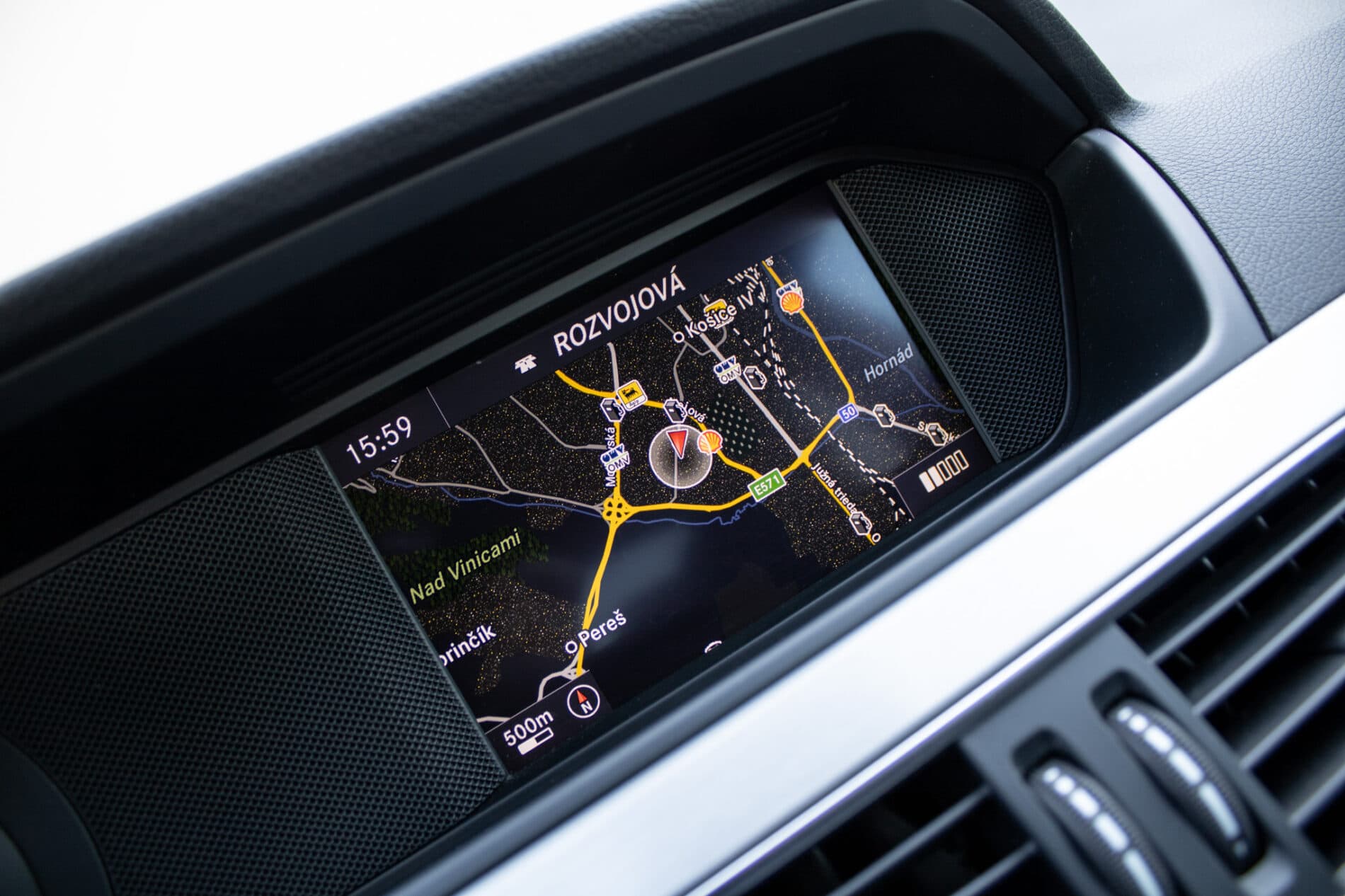 2014 Mercedes-Benz C 250d, strieborná kupé, 136 613 km