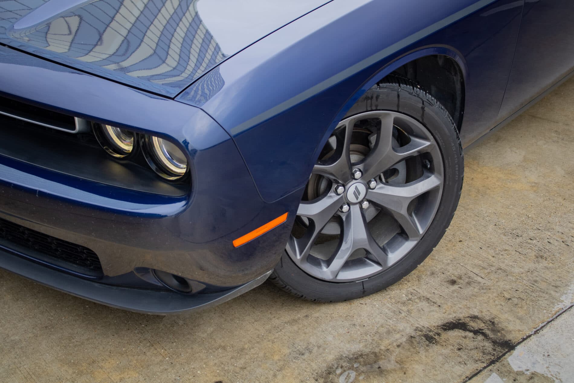 2015 Dodge Challenger, modrá kupé, 130 665 km