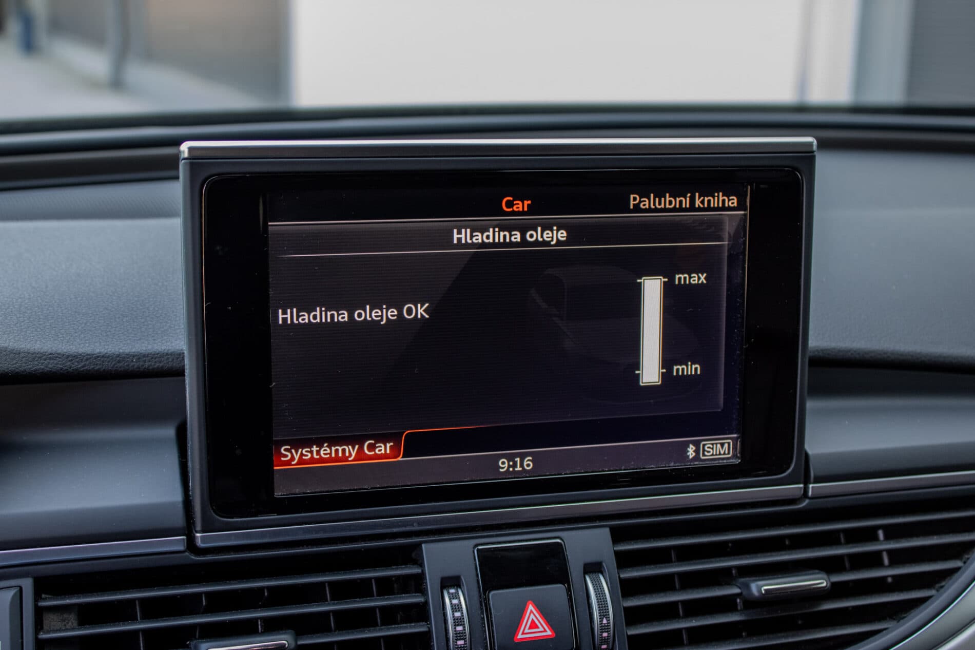 2016 AUDI A6, sivá kombi, 289 001 km