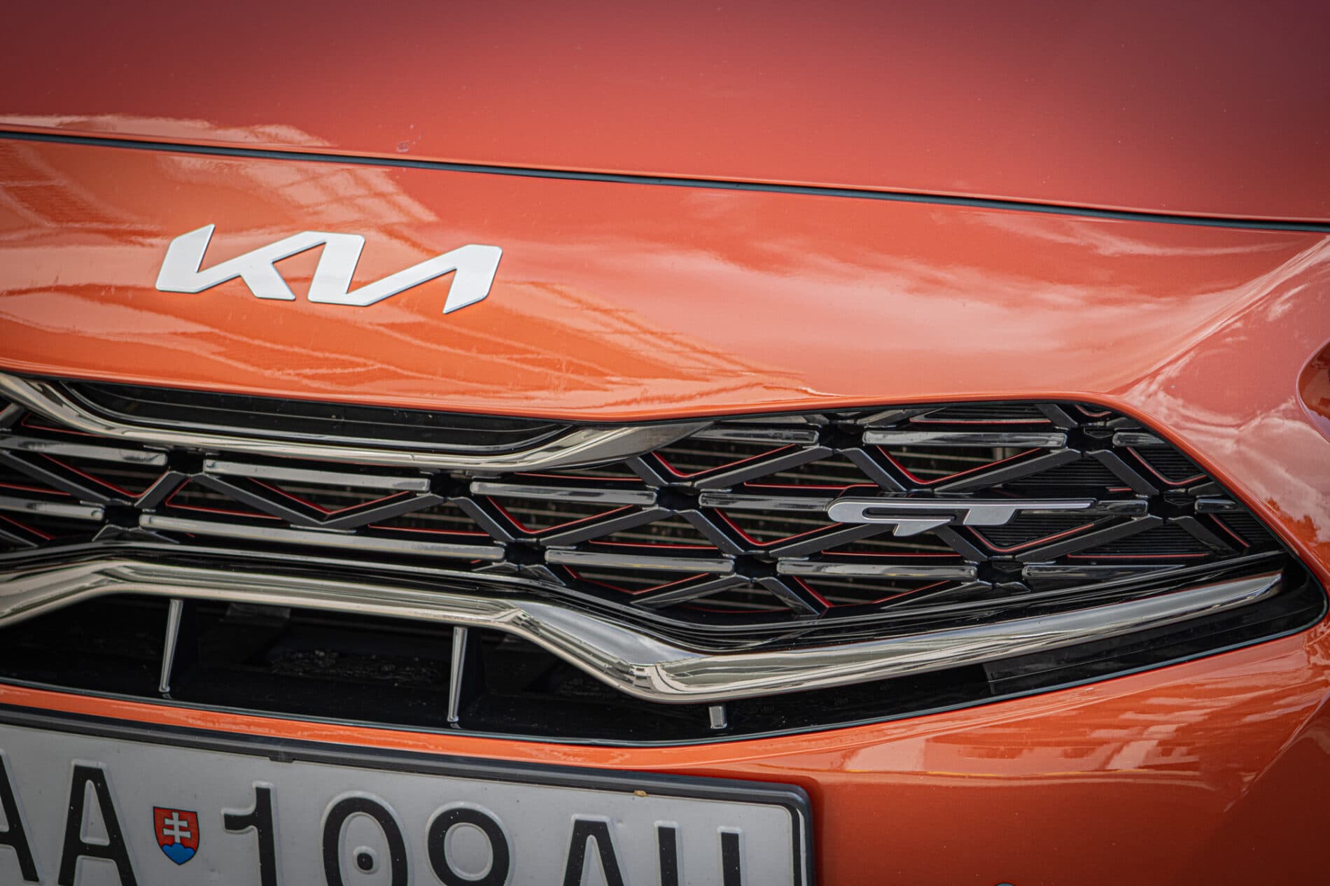 2023 Kia ProCeed GT, oranžová hatchback, 73 801 km