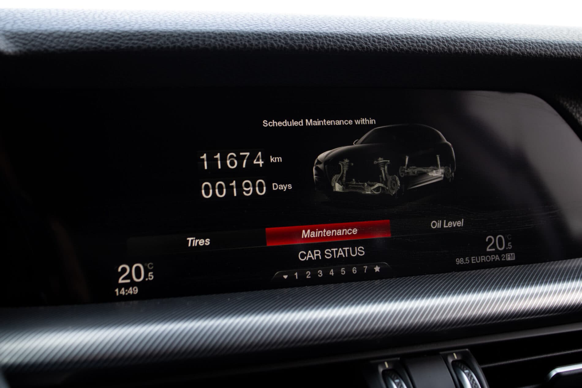 2018 Alfa Romeo Stelvio, modrá suv, 64 771 km