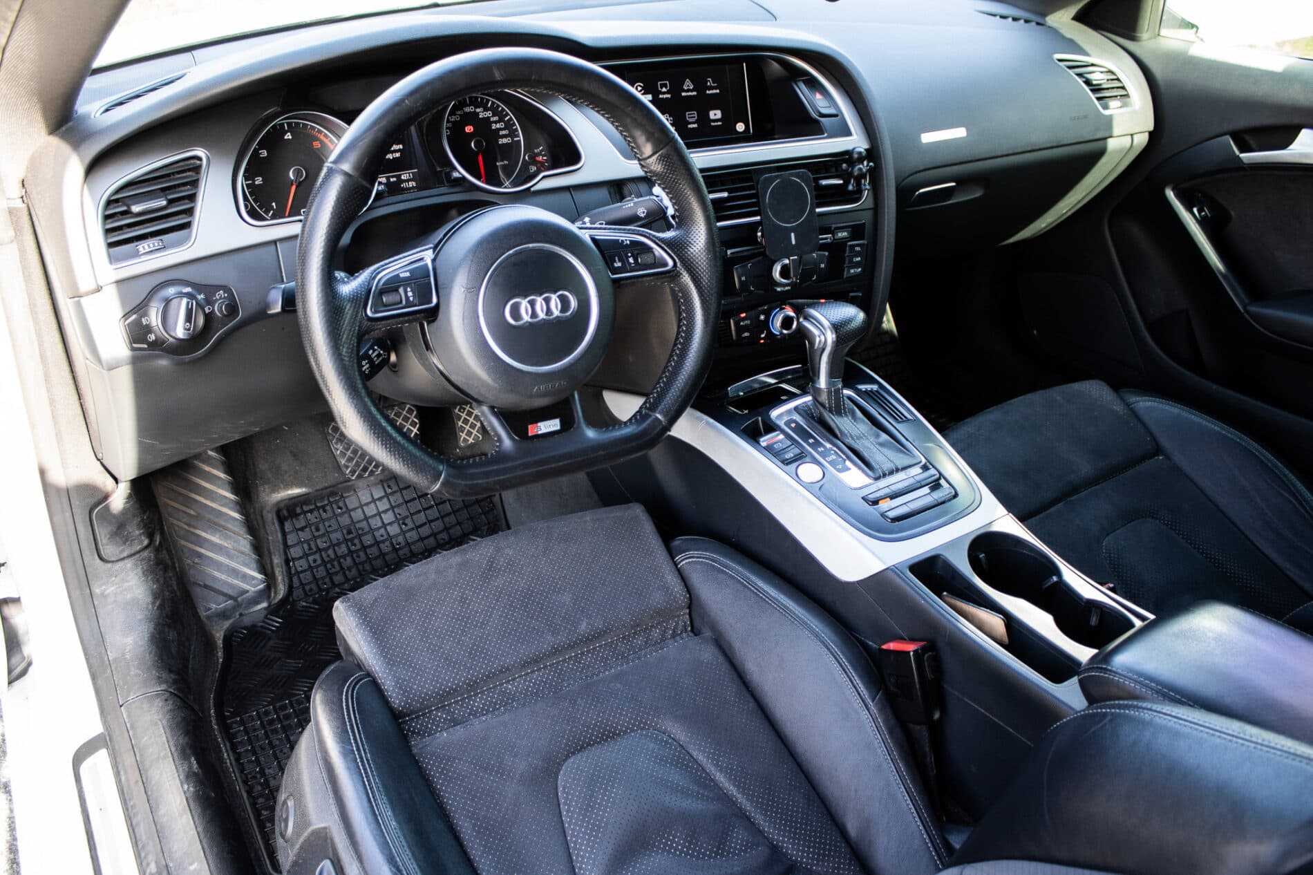 2013 AUDI A5, biela kupé, 266 905 km