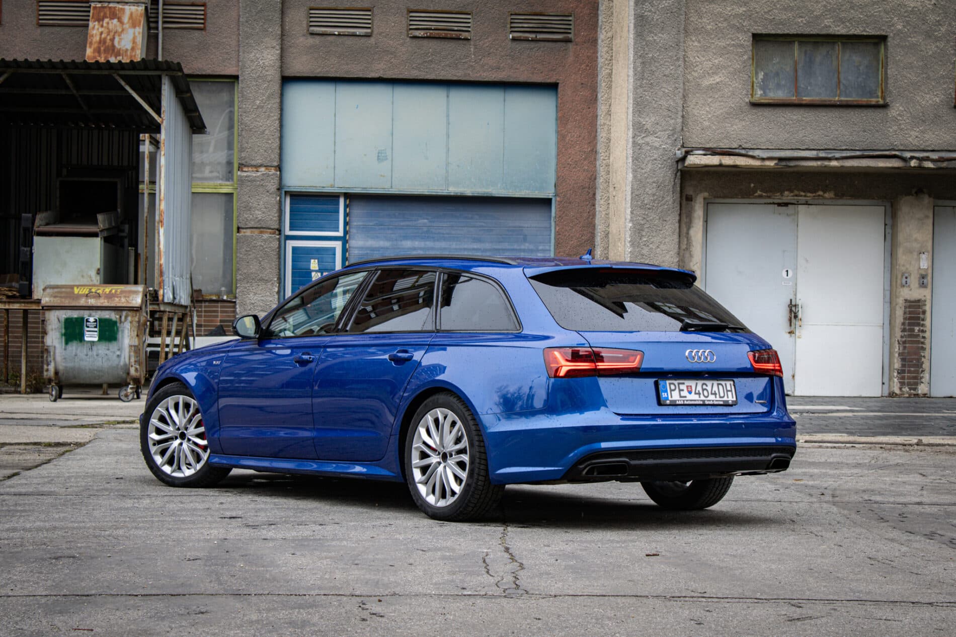 2016 AUDI A6, modrá kombi, 147 597 km