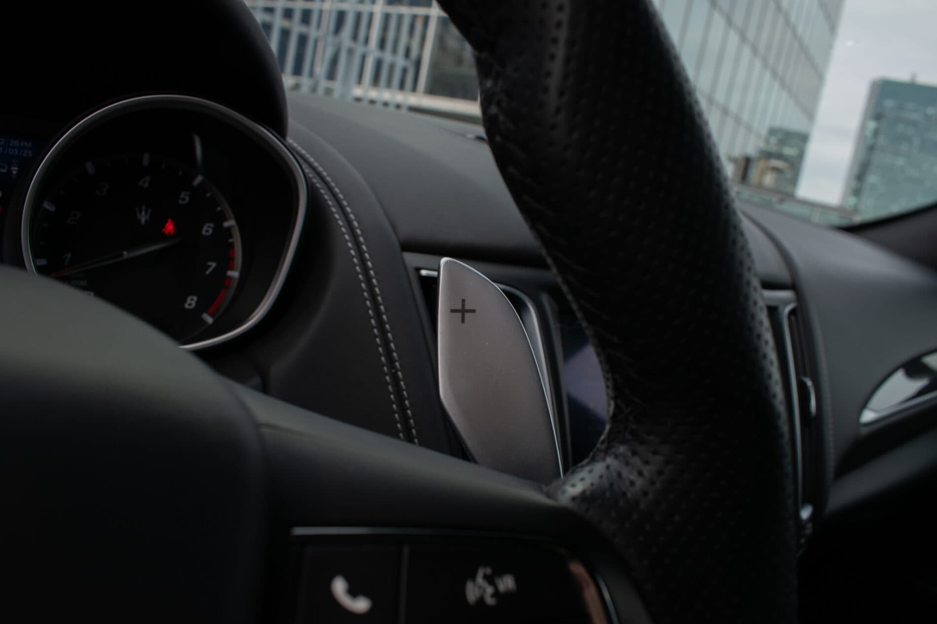 2019 Maserati Levante, biela suv, 85 819 km