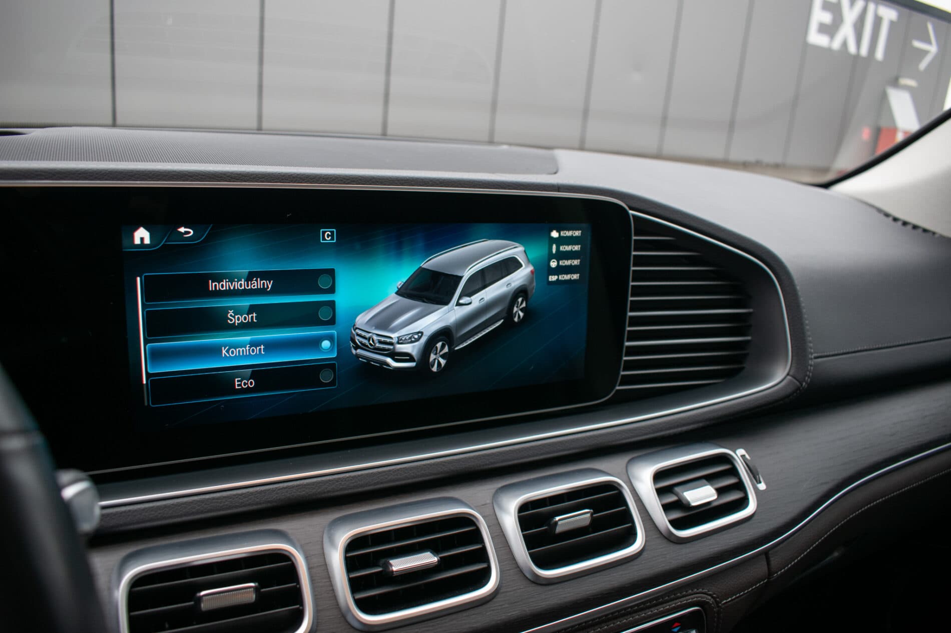 2022 Mercedes-Benz GLS 580, čierna suv, 71 134 km
