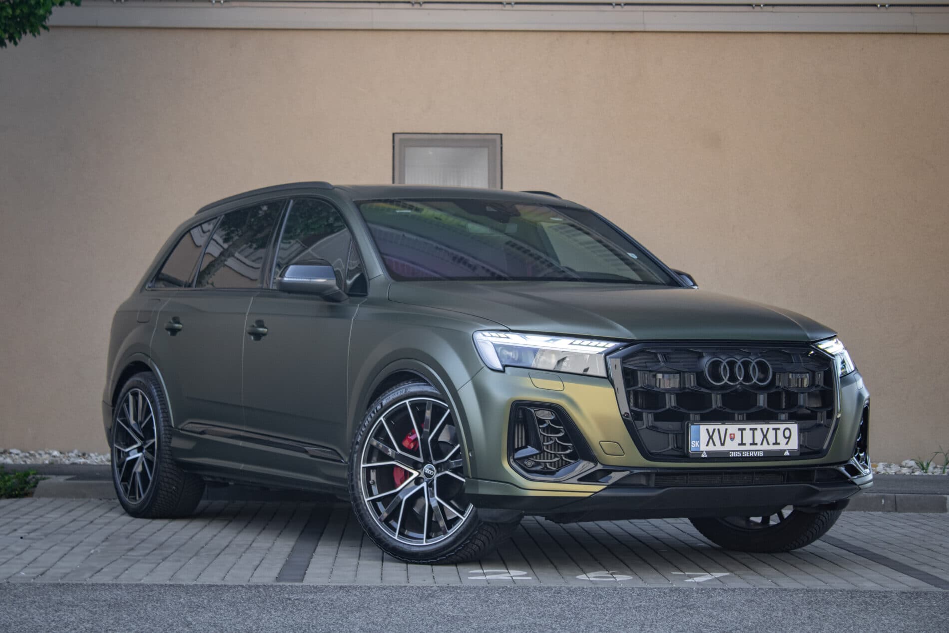 2025 AUDI SQ7, zelená suv, 36 219 km