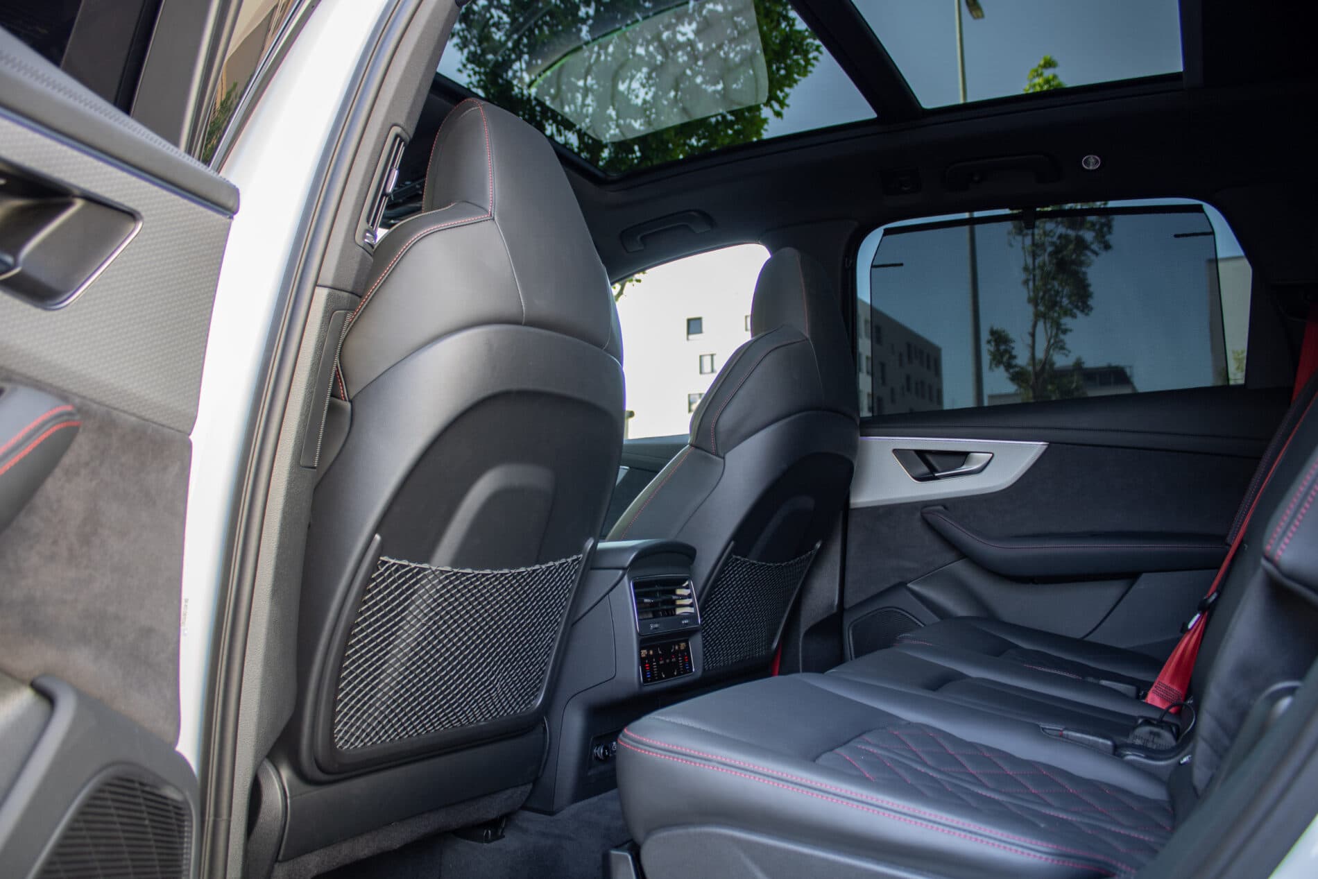 2025 AUDI SQ7, zelená suv, 36 219 km