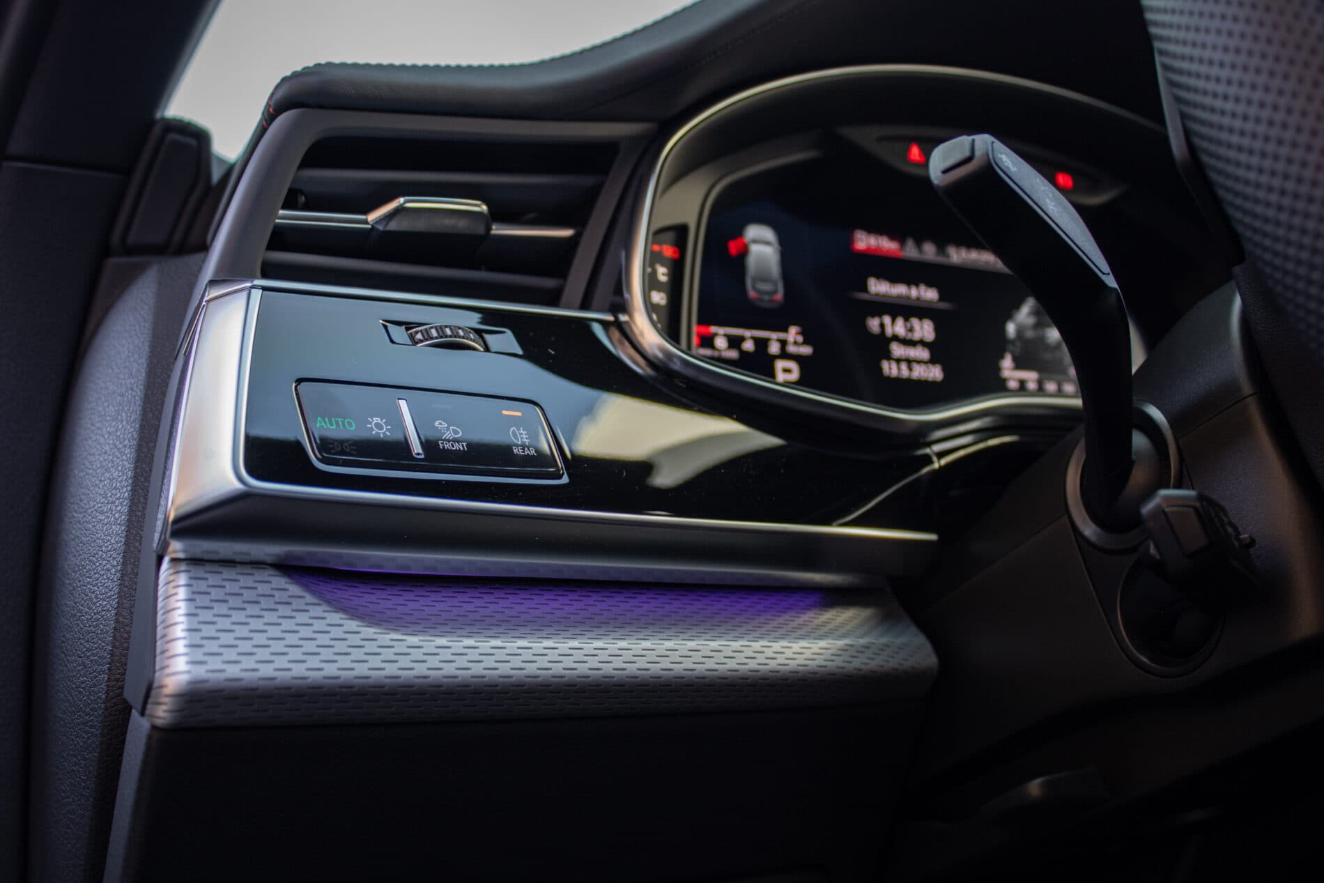 2025 AUDI SQ7, zelená suv, 36 219 km