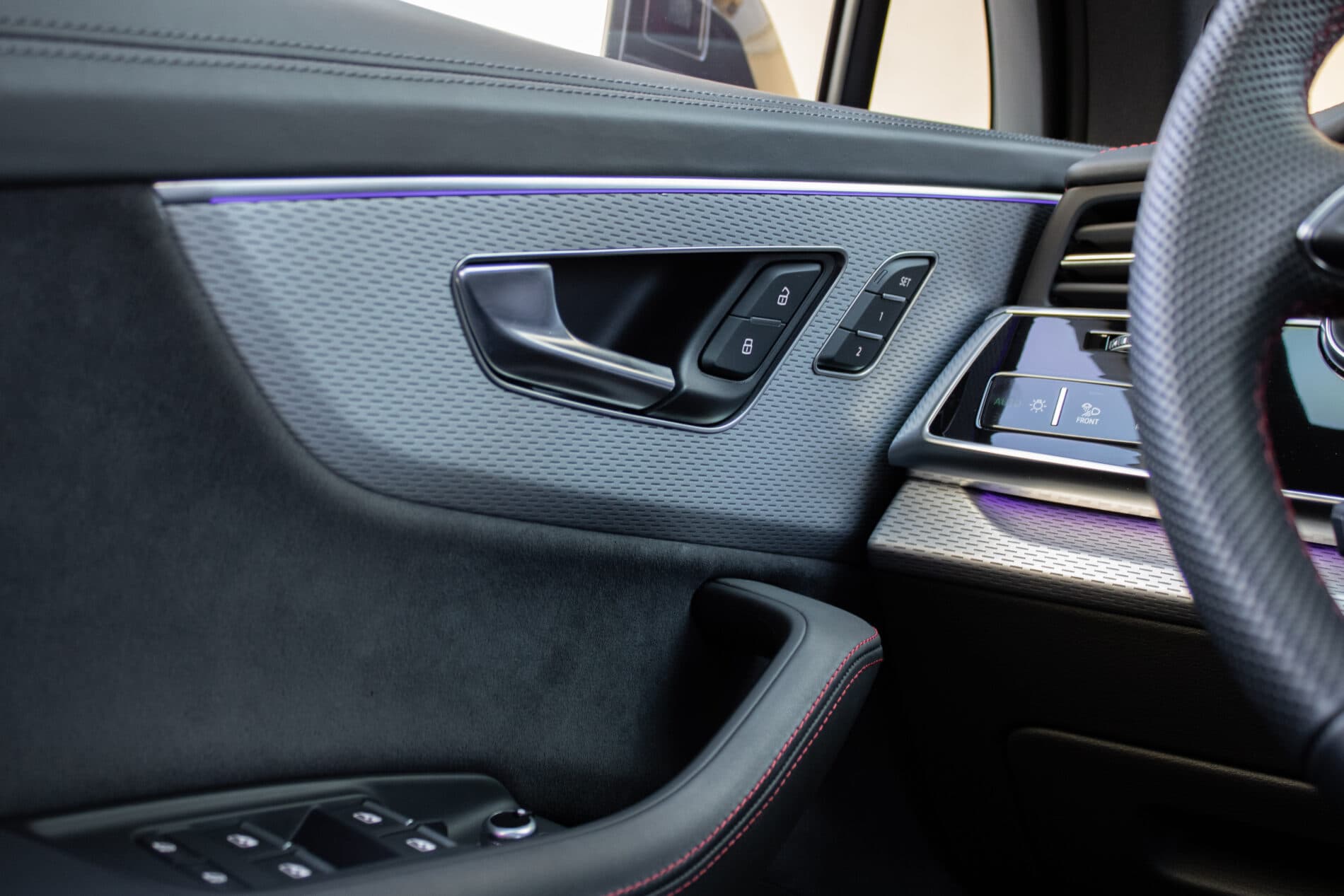 2025 AUDI SQ7, zelená suv, 36 219 km