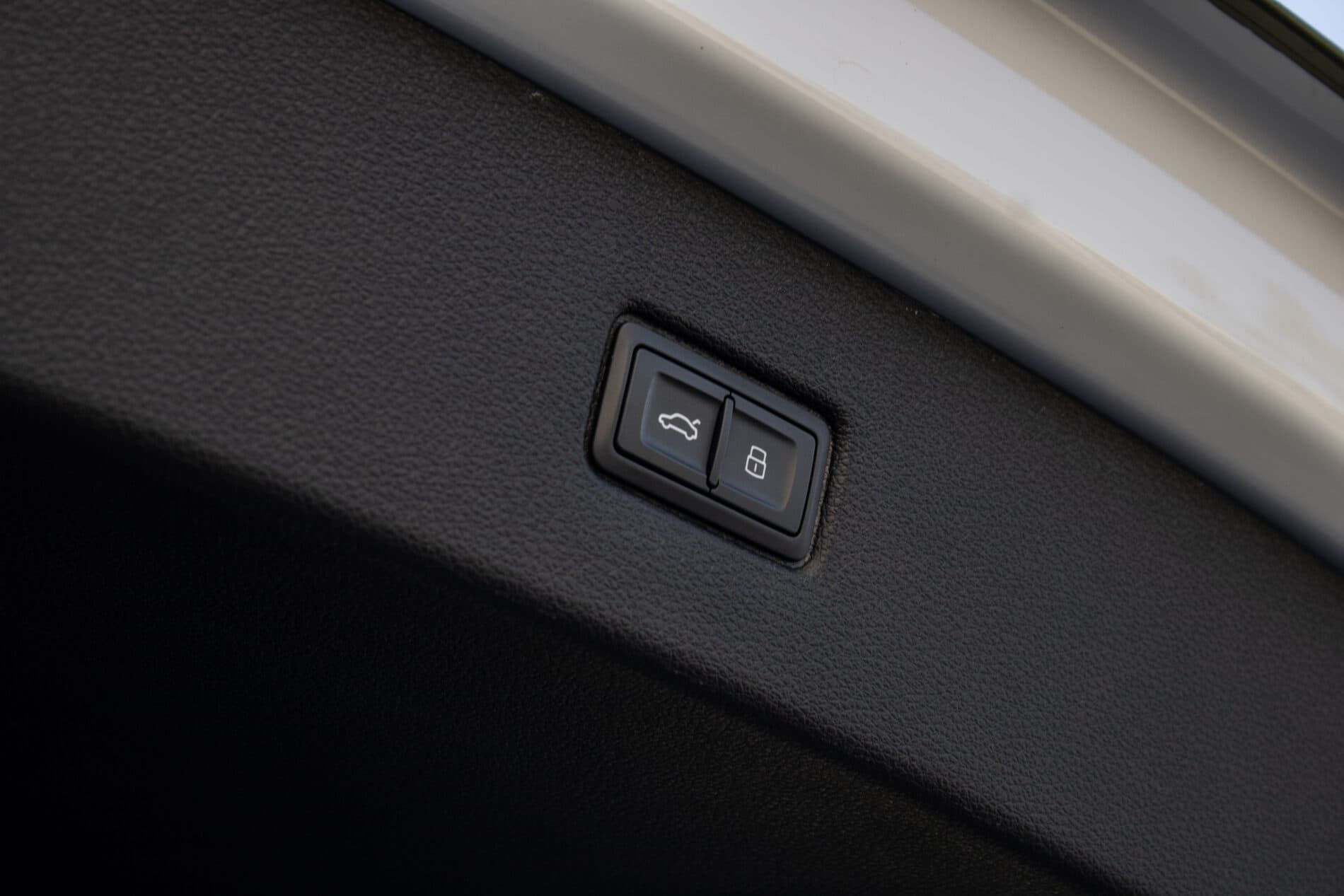 2025 AUDI SQ7, zelená suv, 36 219 km