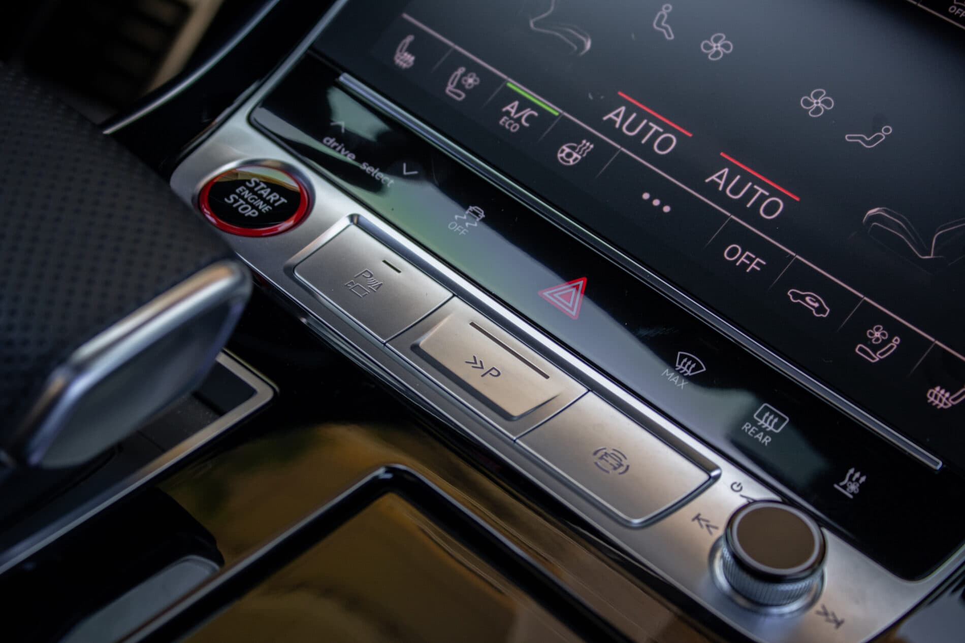 2025 AUDI SQ7, zelená suv, 36 219 km