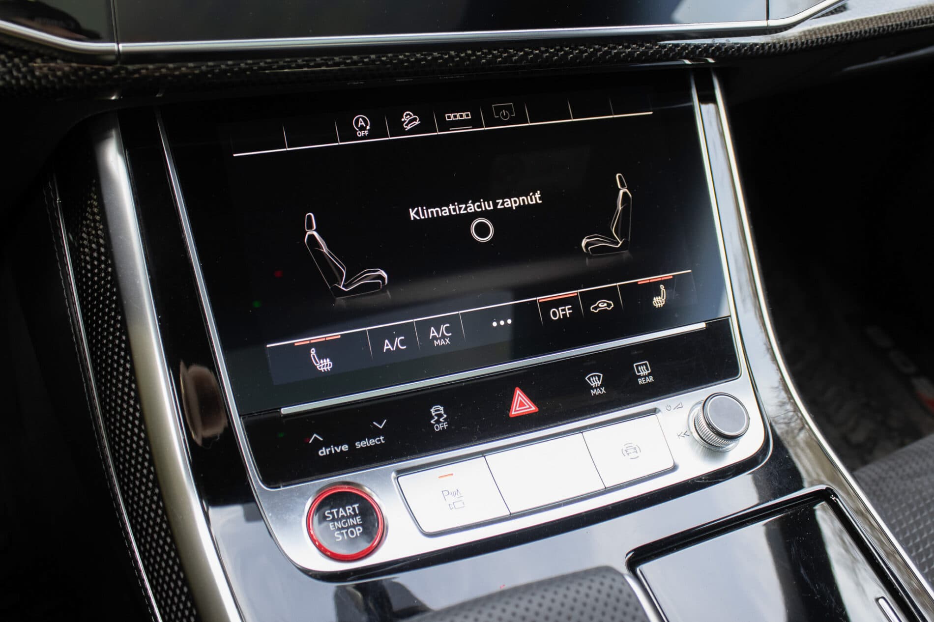 2021 AUDI SQ8, sivá suv, 122 000 km
