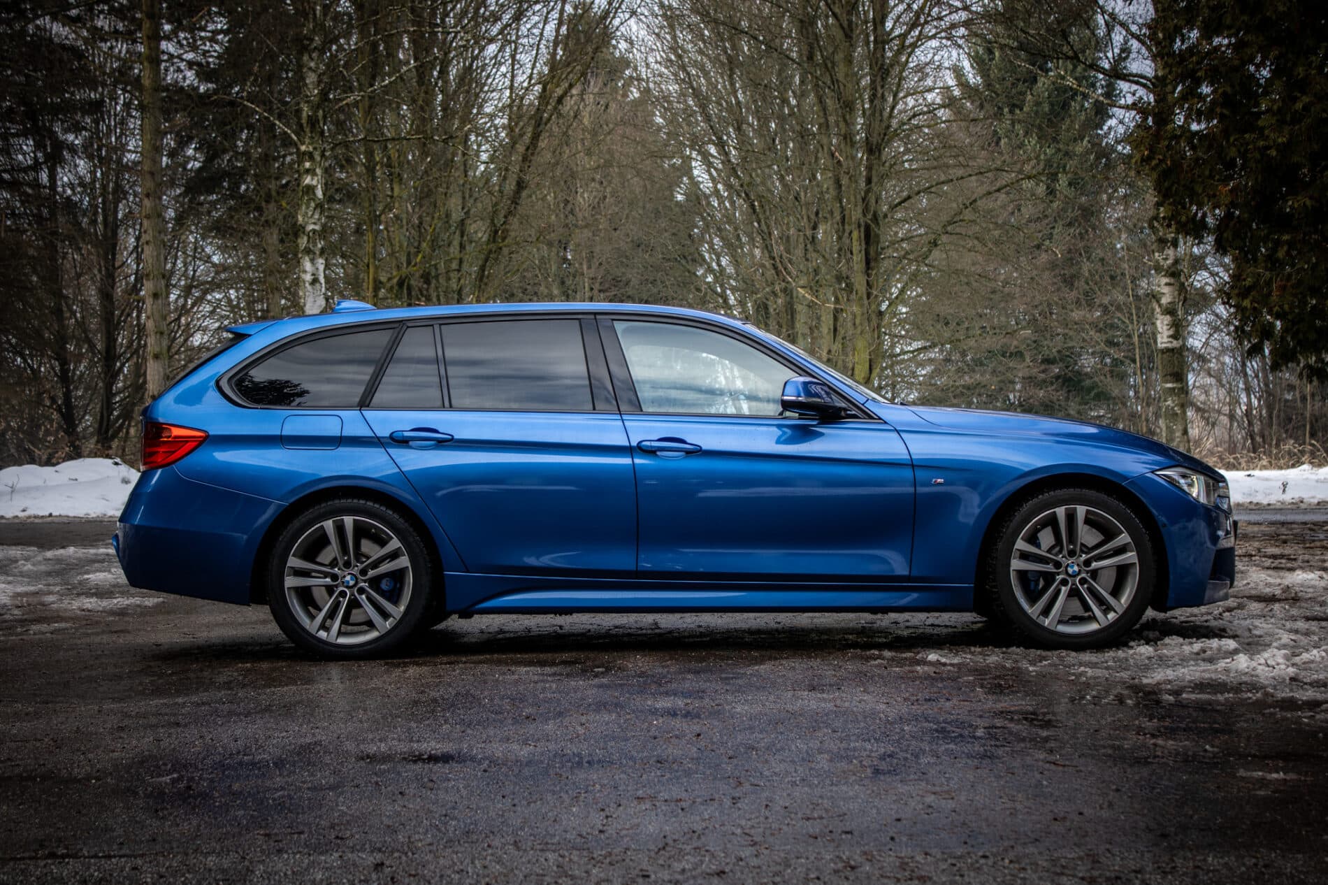 2015 BMW 328i, modrá kombi, 169 629 km