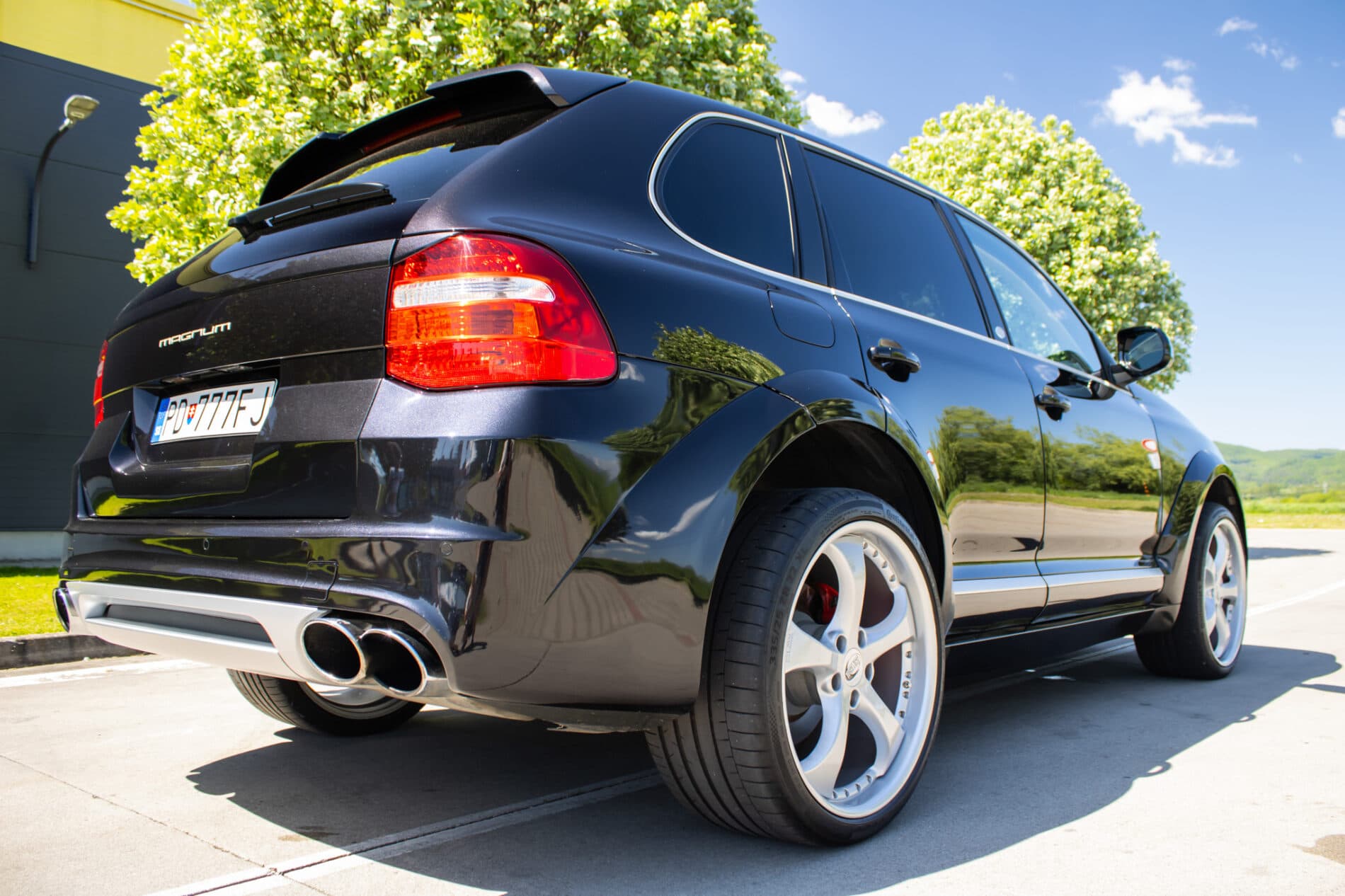 2008 Porsche Cayenne Turbo, čierna suv, 67 427 km
