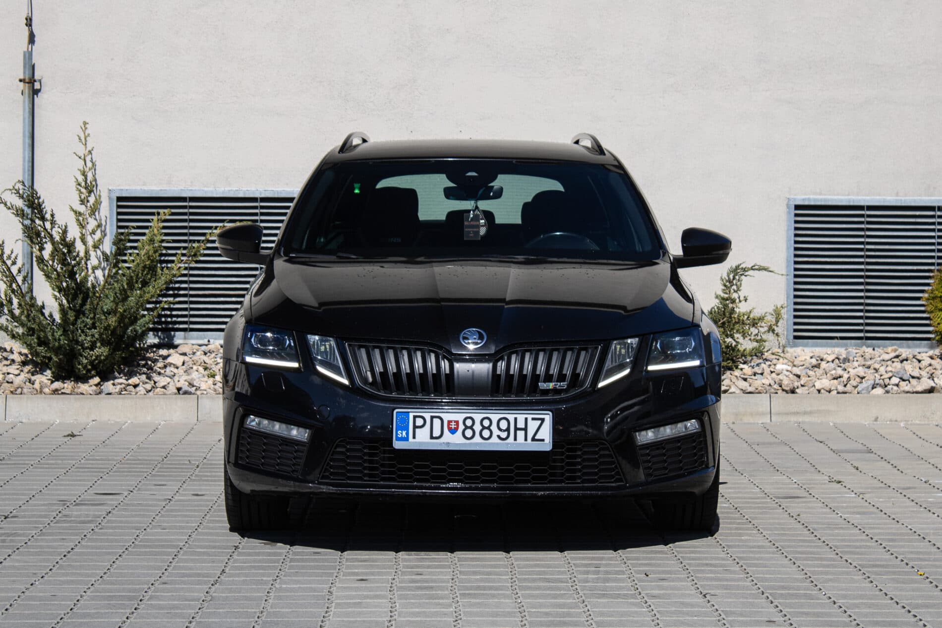 2017 Skoda Octavia RS, čierna kombi, 216 446 km