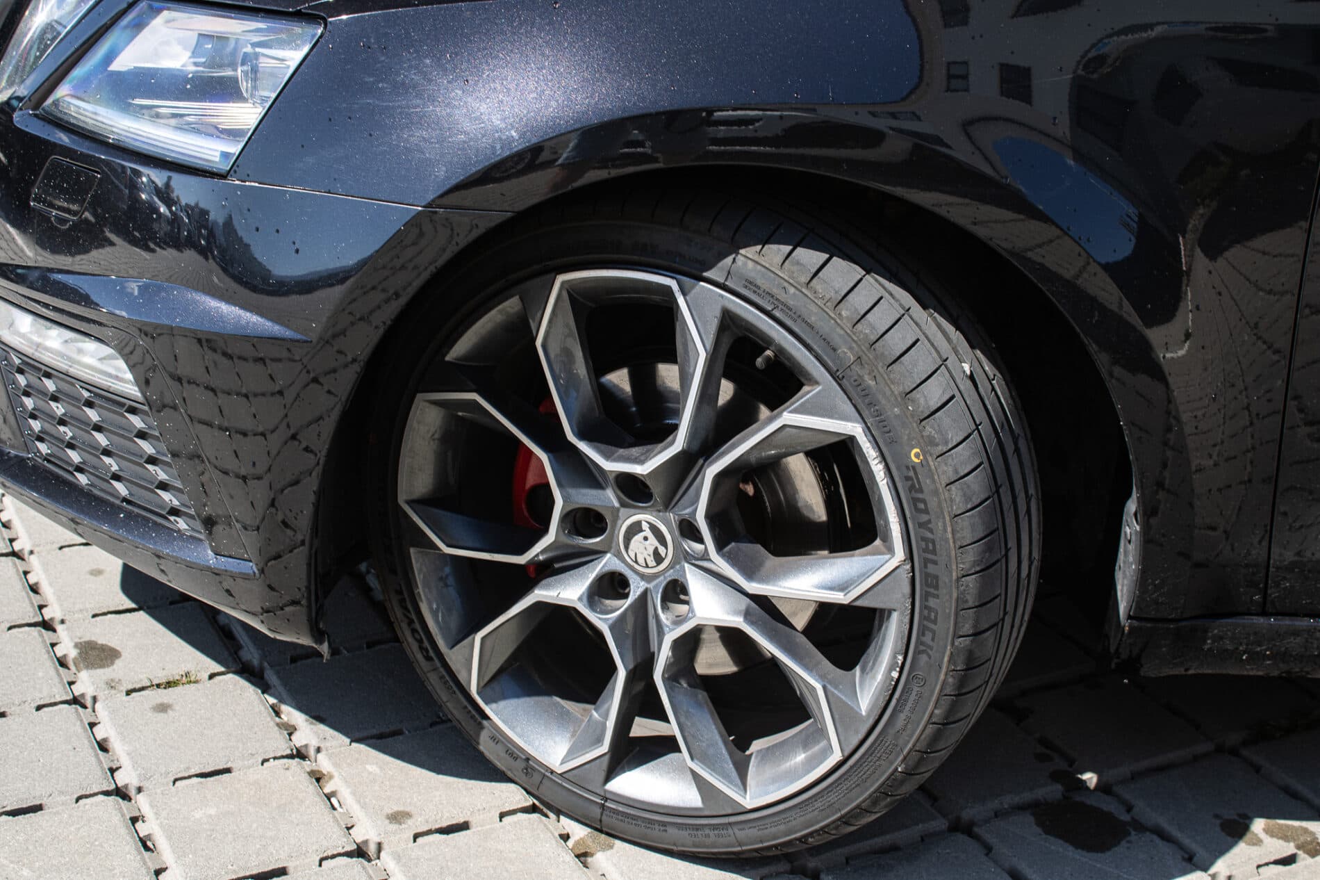 2017 Skoda Octavia RS, čierna kombi, 216 446 km