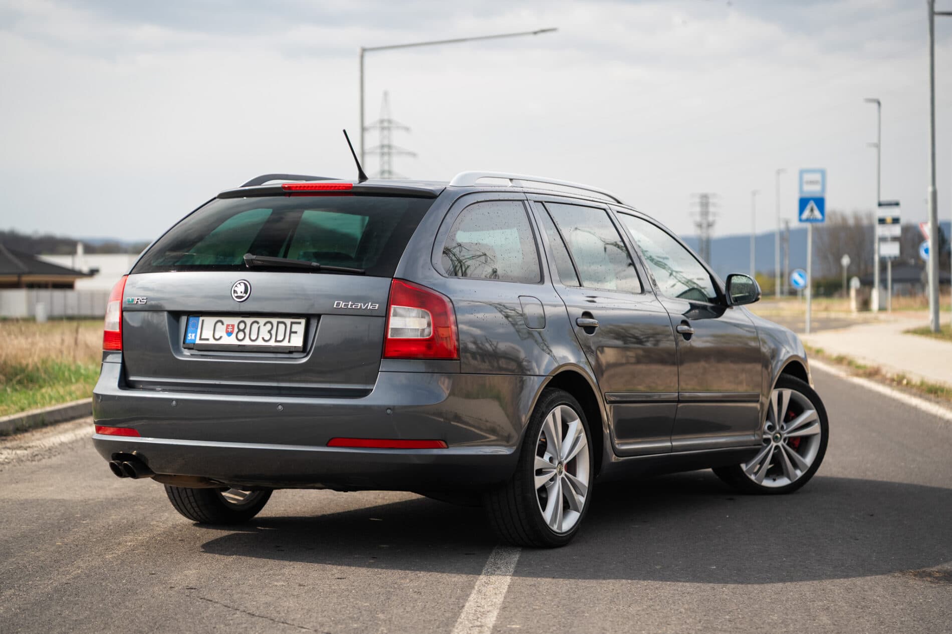 2009 Skoda Octavia RS, sivá kombi, 218 219 km