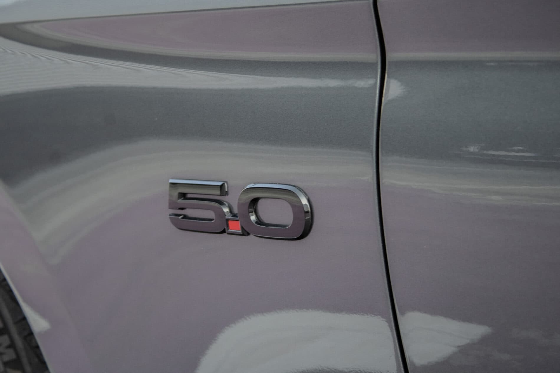 2022 Ford Mustang Mach 1, sivá kupé, 83 631 km