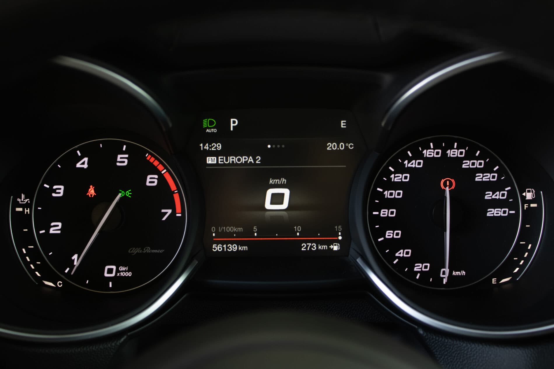 2019 Alfa Romeo Stelvio, sivá suv, 56 139 km