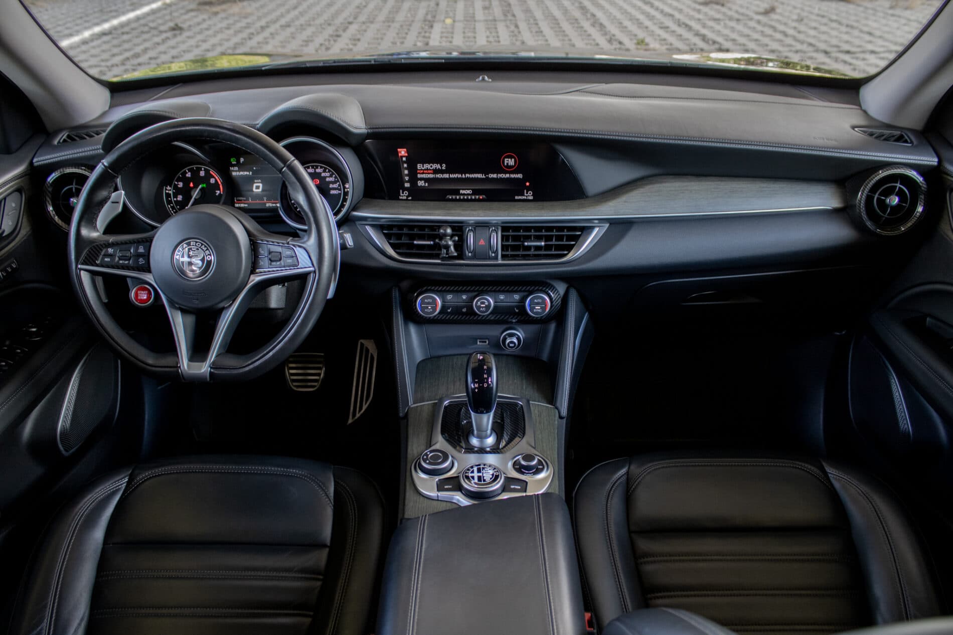 2019 Alfa Romeo Stelvio, sivá suv, 56 139 km