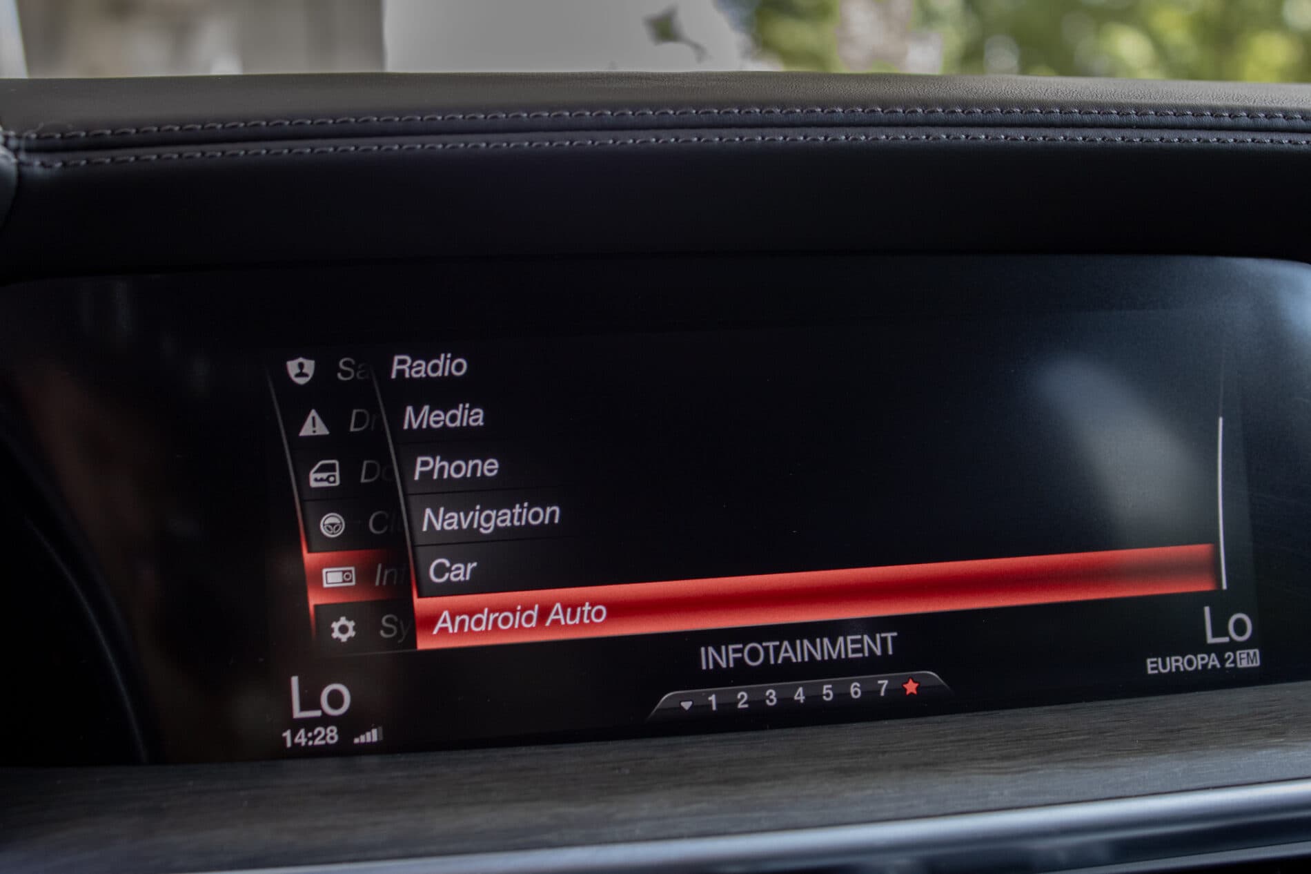 2019 Alfa Romeo Stelvio, sivá suv, 56 139 km