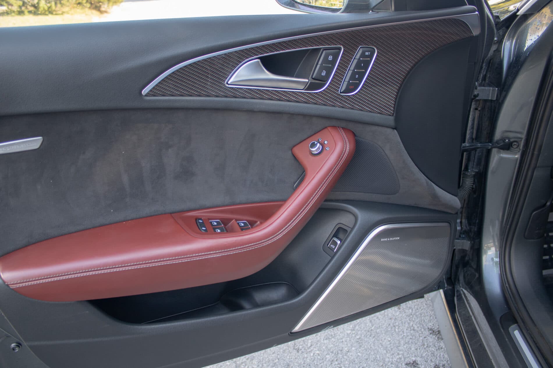 2015 AUDI S6, sivá sedan, 184 000 km