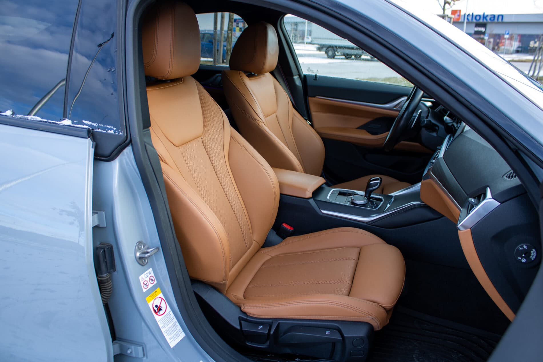 2022 BMW 430i, sivá kupé, 82 471 km