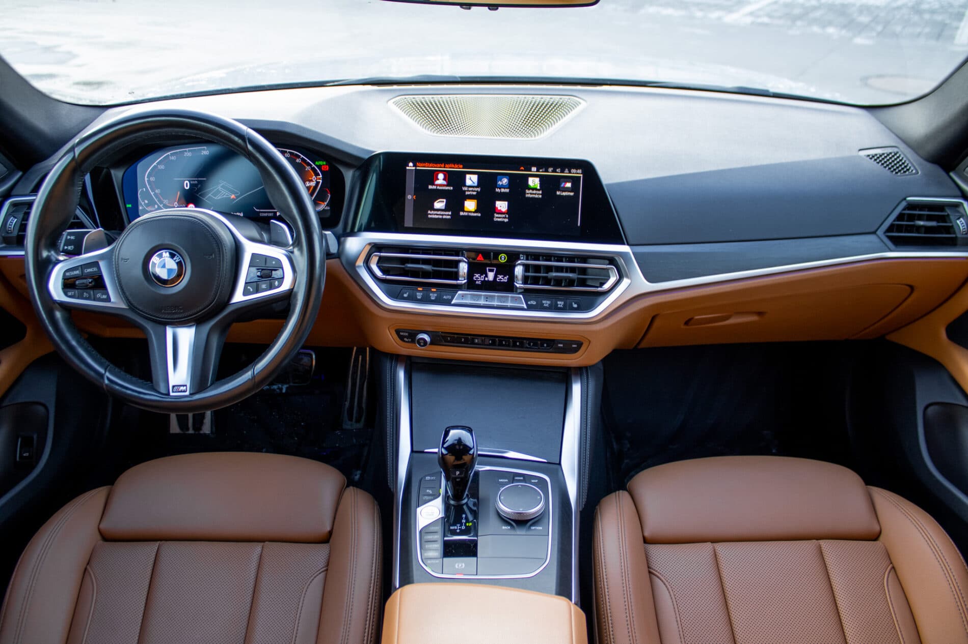2022 BMW 430i, sivá kupé, 82 471 km