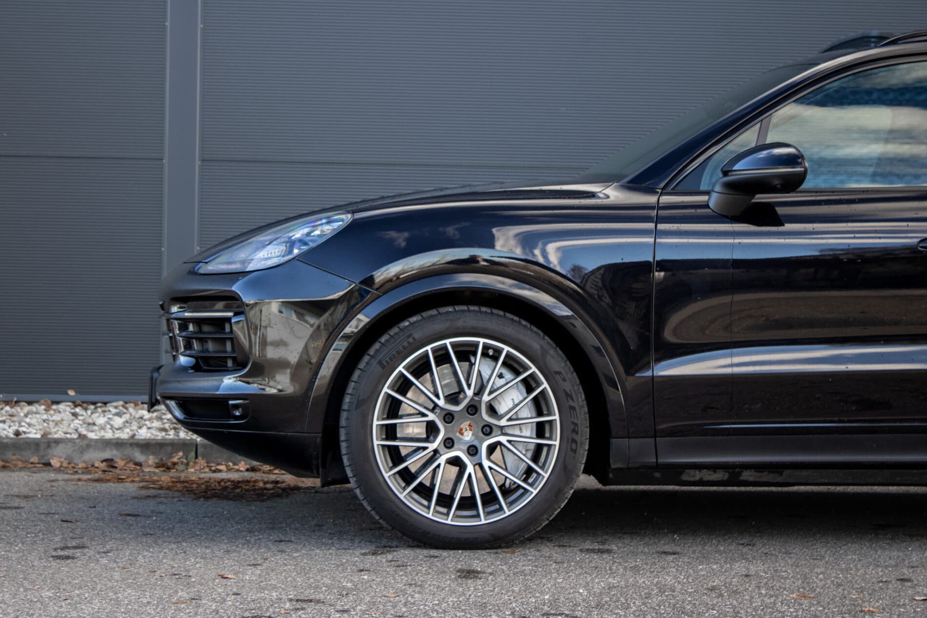2018 Porsche Cayenne S, čierna suv, 168 000 km