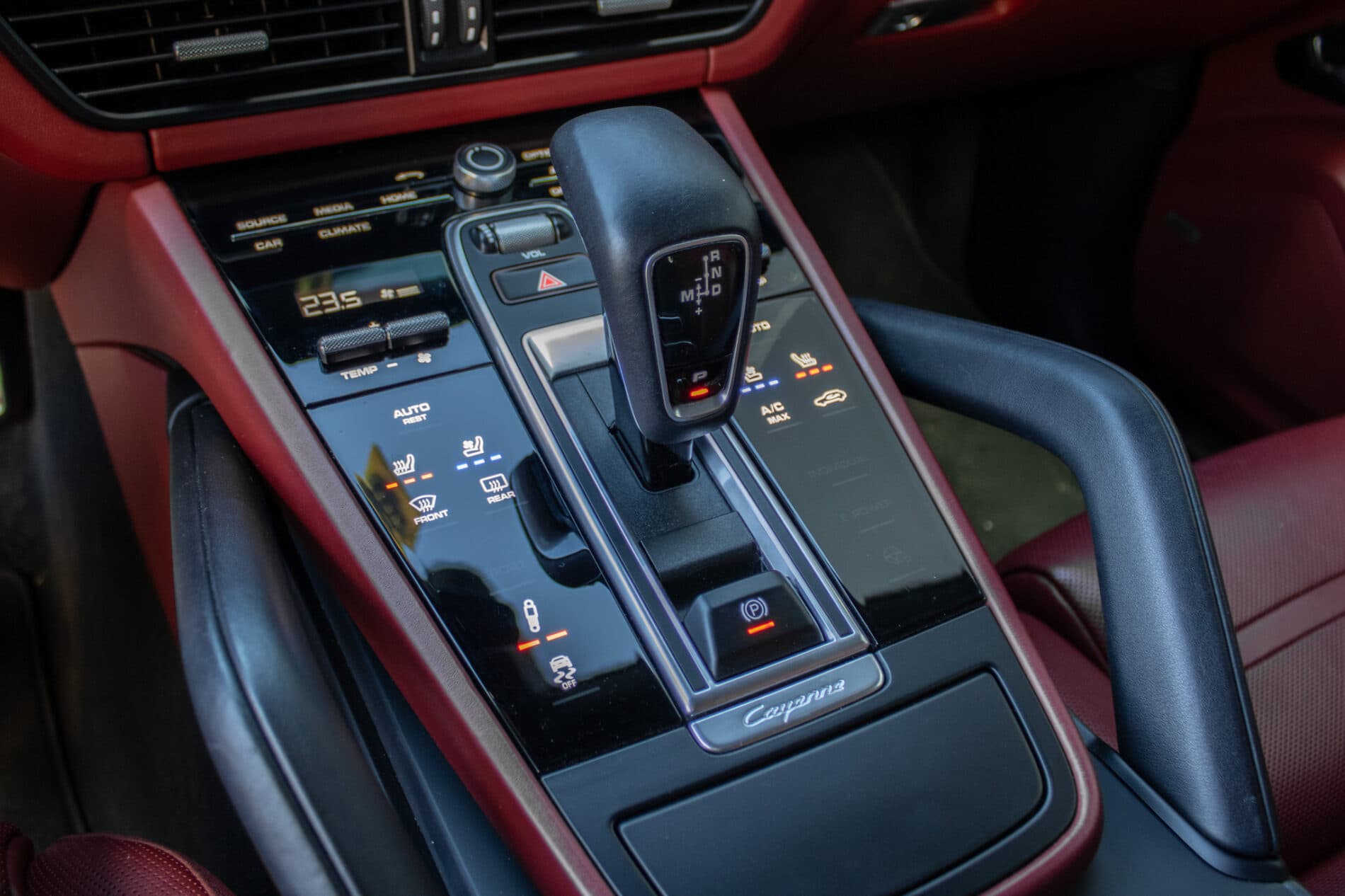 2018 Porsche Cayenne S, čierna suv, 168 000 km