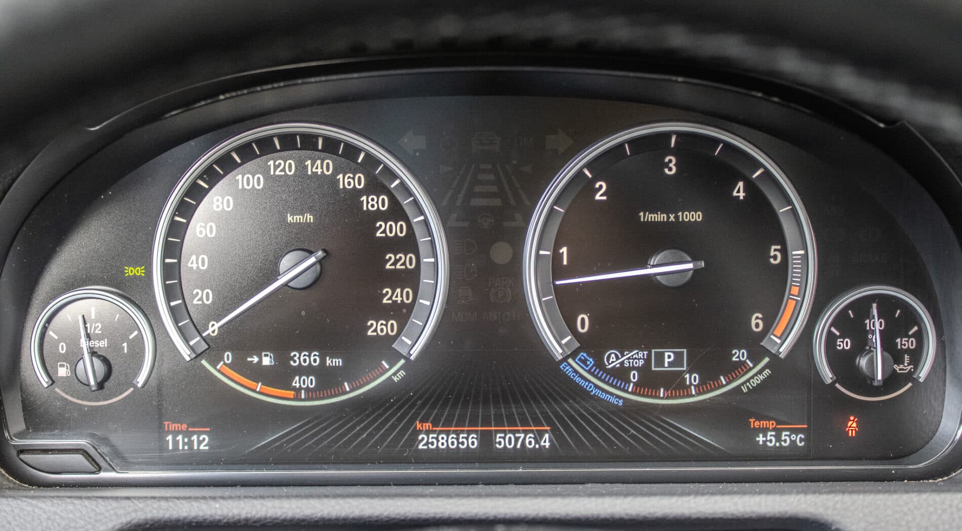 2016 BMW 530d, čierna, 258 656 km