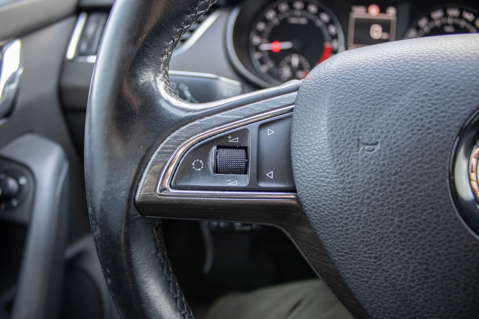 2014 Skoda Octavia RS, modrá kombi, 268 807 km