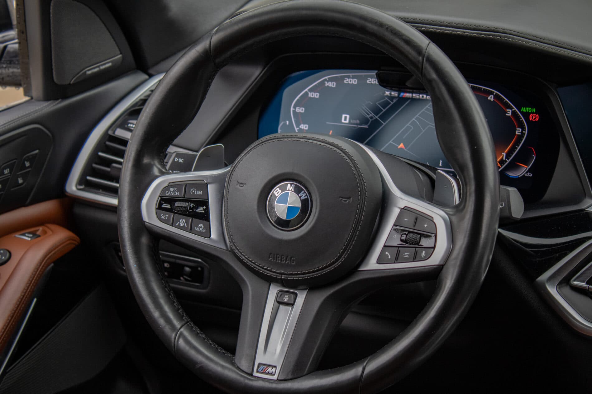 2019 BMW X5 M50d, čierna suv, 183 178 km