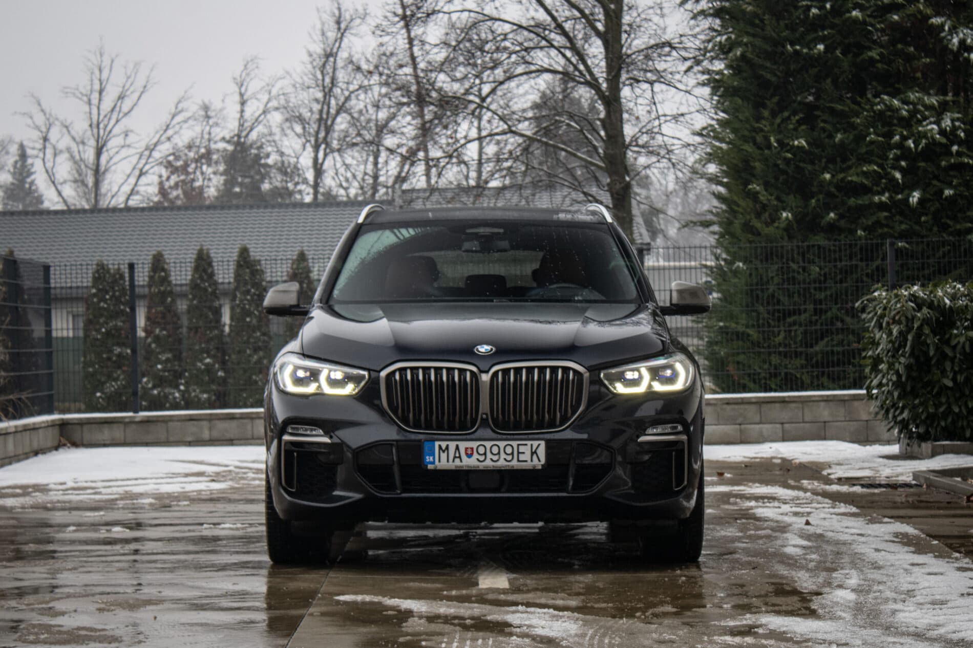 2019 BMW X5 M50d, čierna suv, 183 178 km
