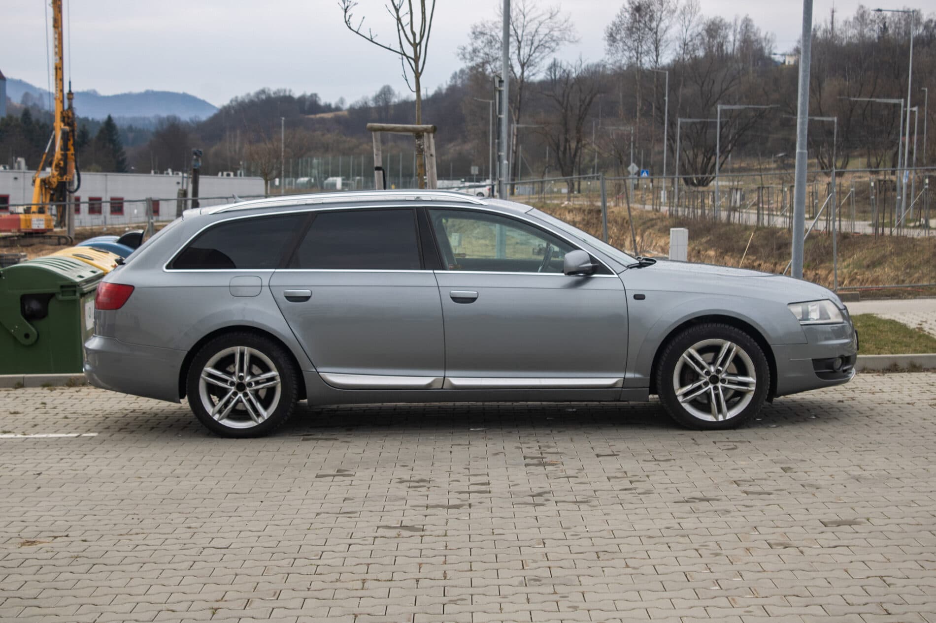 2008 AUDI A6, sivá kombi, 322 480 km