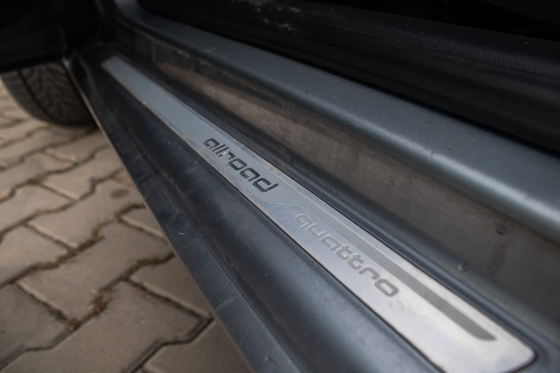 2008 AUDI A6, sivá kombi, 322 480 km
