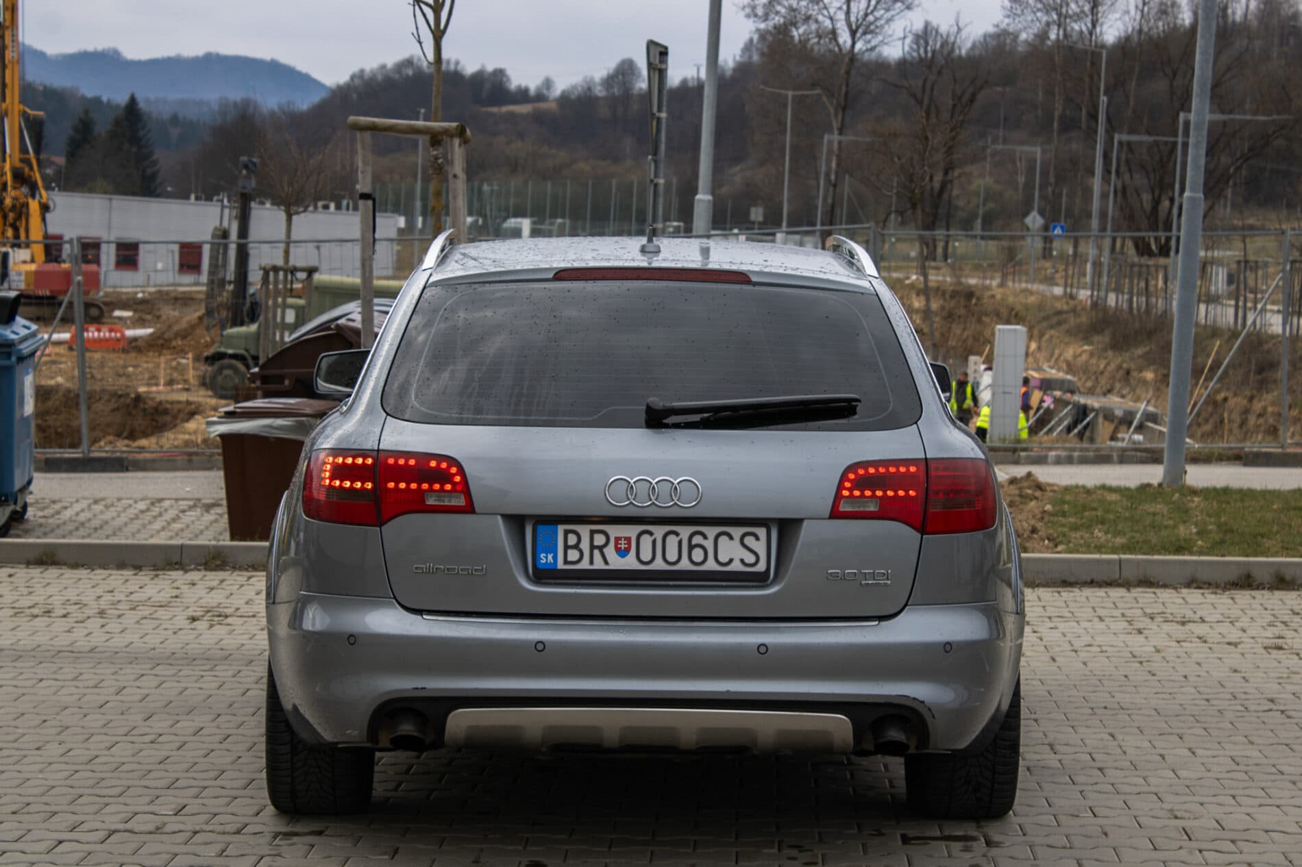 2008 AUDI A6, sivá kombi, 322 480 km