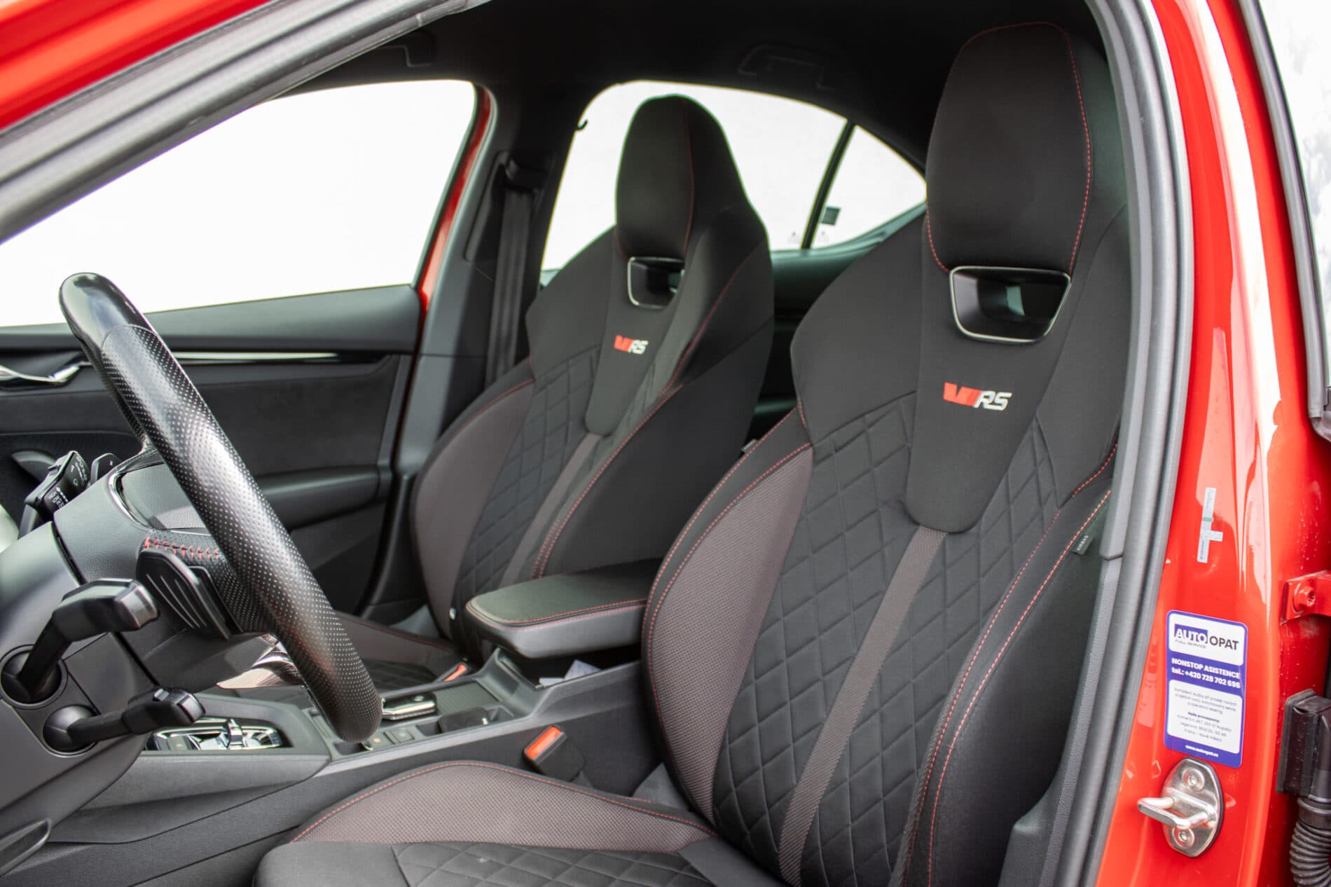 2020 Skoda Octavia RS, červená sedan, 144 815 km