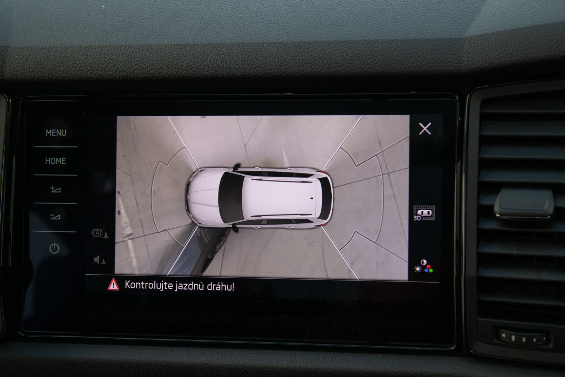 2020 Skoda Kodiaq RS, sivá suv, 131 224 km