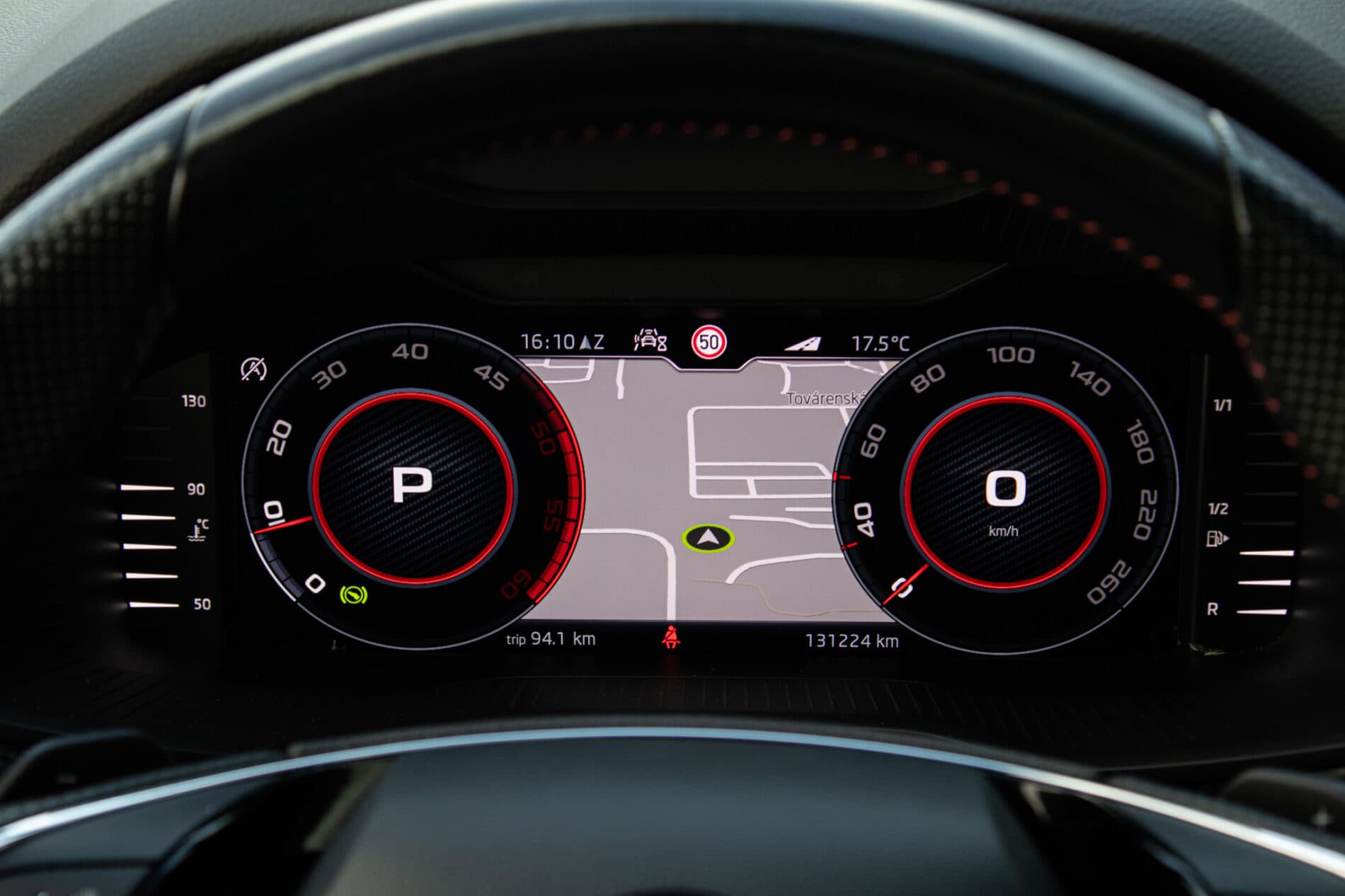 2020 Skoda Kodiaq RS, sivá suv, 131 224 km