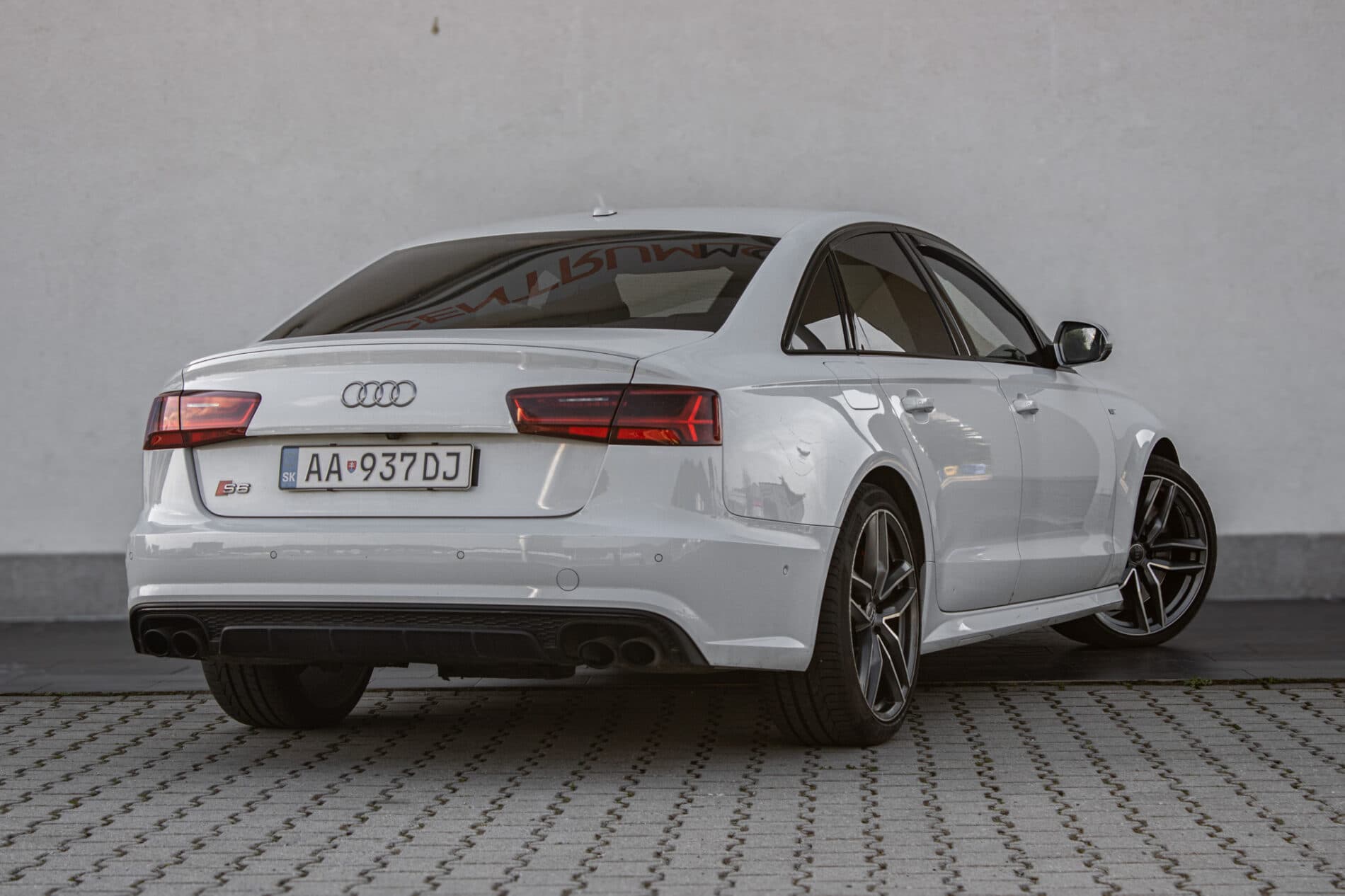 2017 AUDI S6, biela sedan, 168 986 km