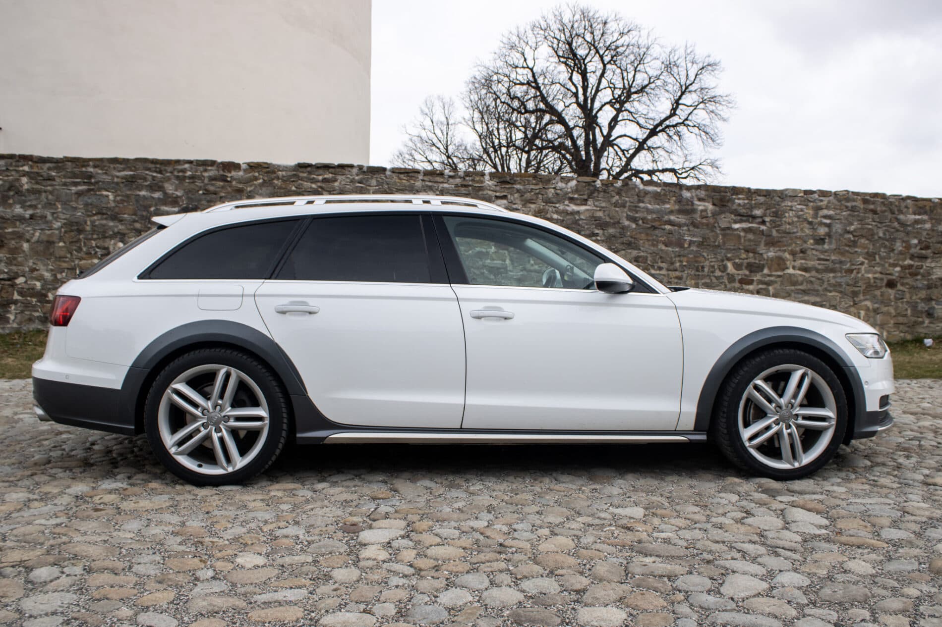 2016 AUDI A6, biela kombi, 253 654 km