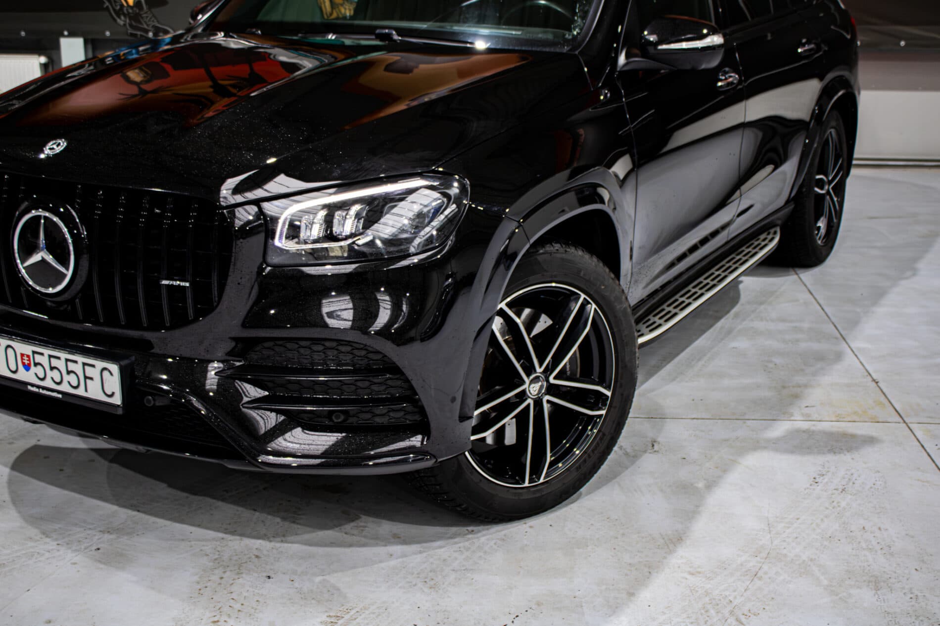 2021 Mercedes-Benz GLS 400d, čierna suv, 79 992 km
