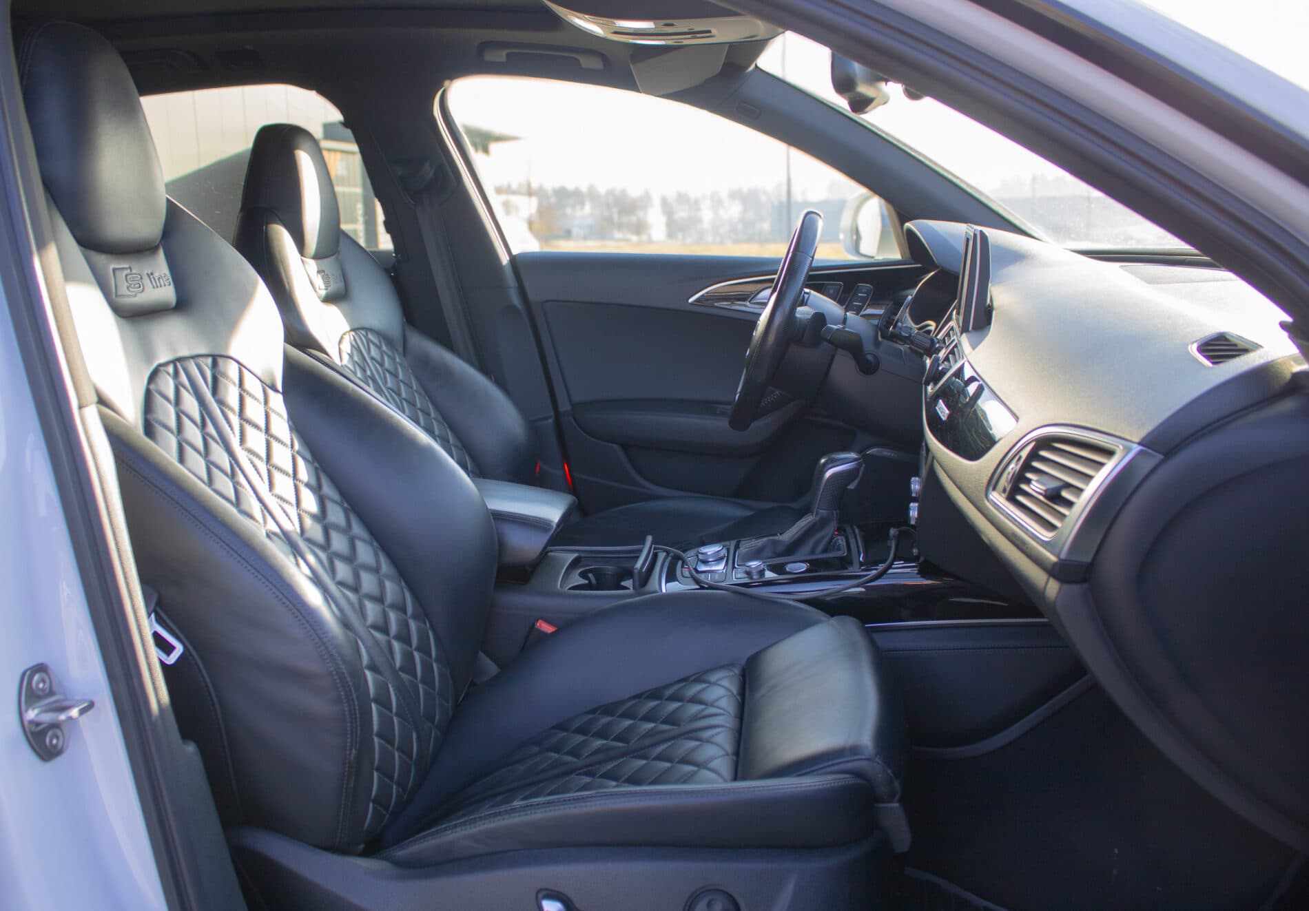 2015 AUDI A6, biela kombi, 281 000 km